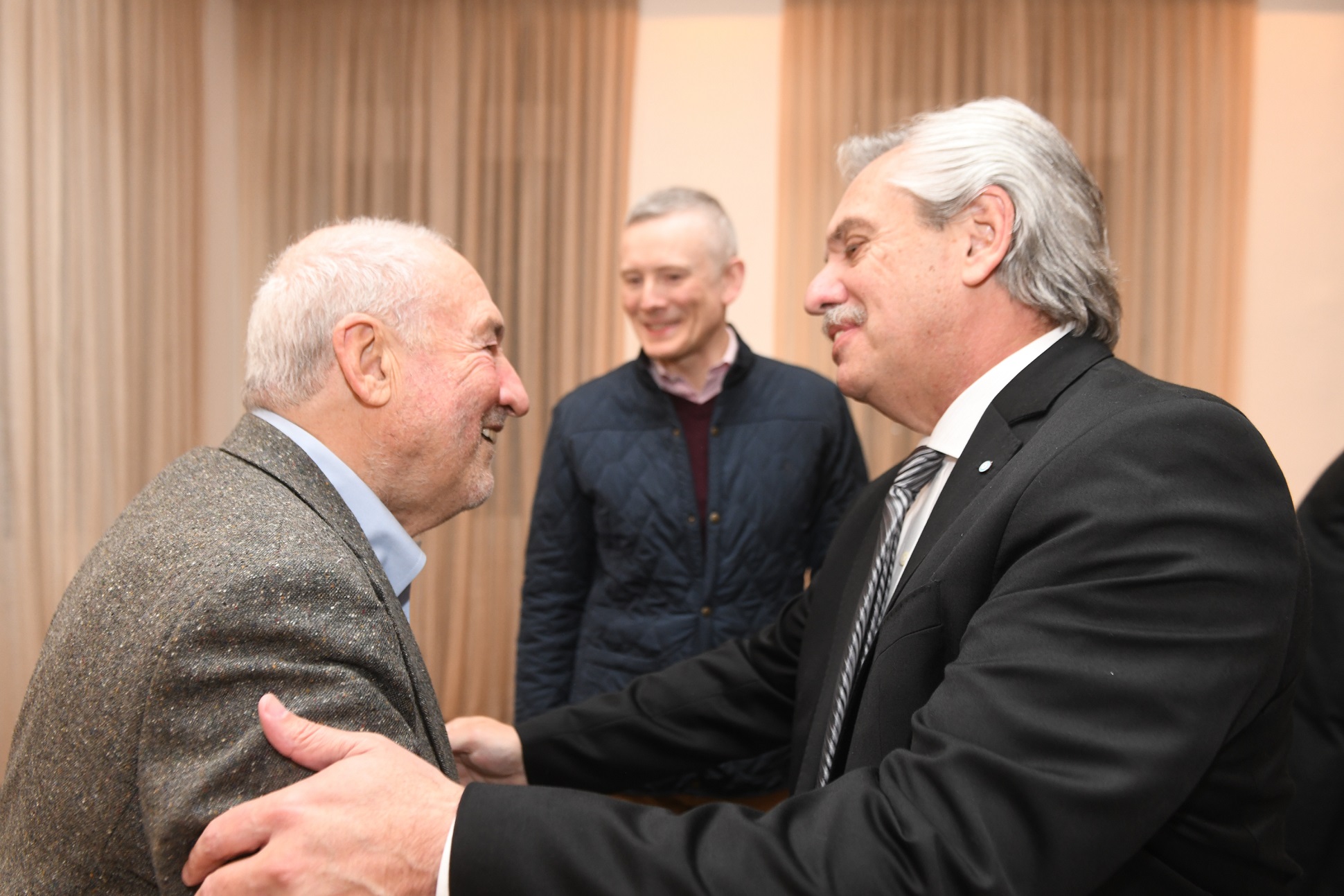 El presidente recibió a los economistas Joseph Stiglitz y Mariana Mazzucato y a otros participantes de la Cepal