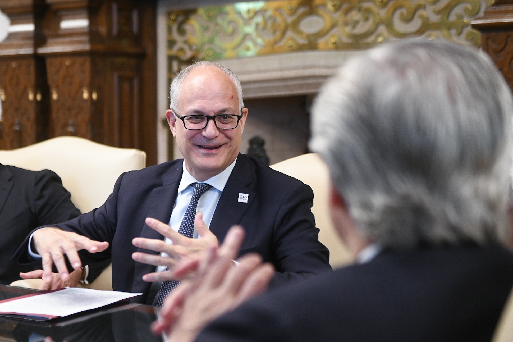 El presidente se reunió con el alcalde de la ciudad de Roma, Roberto Gualtieri