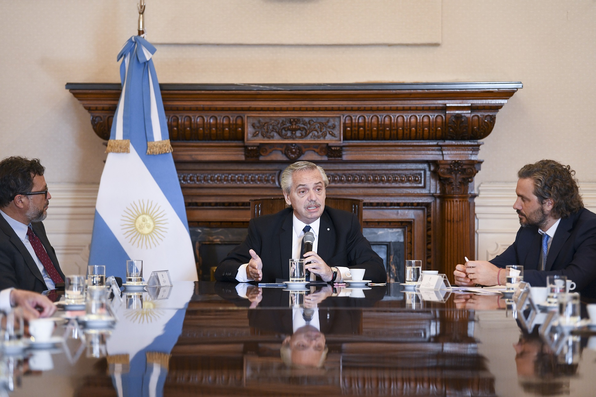 El presidente se reuni&oacute; con representantes del Consejo Empresarial Chile &ndash; Argentina