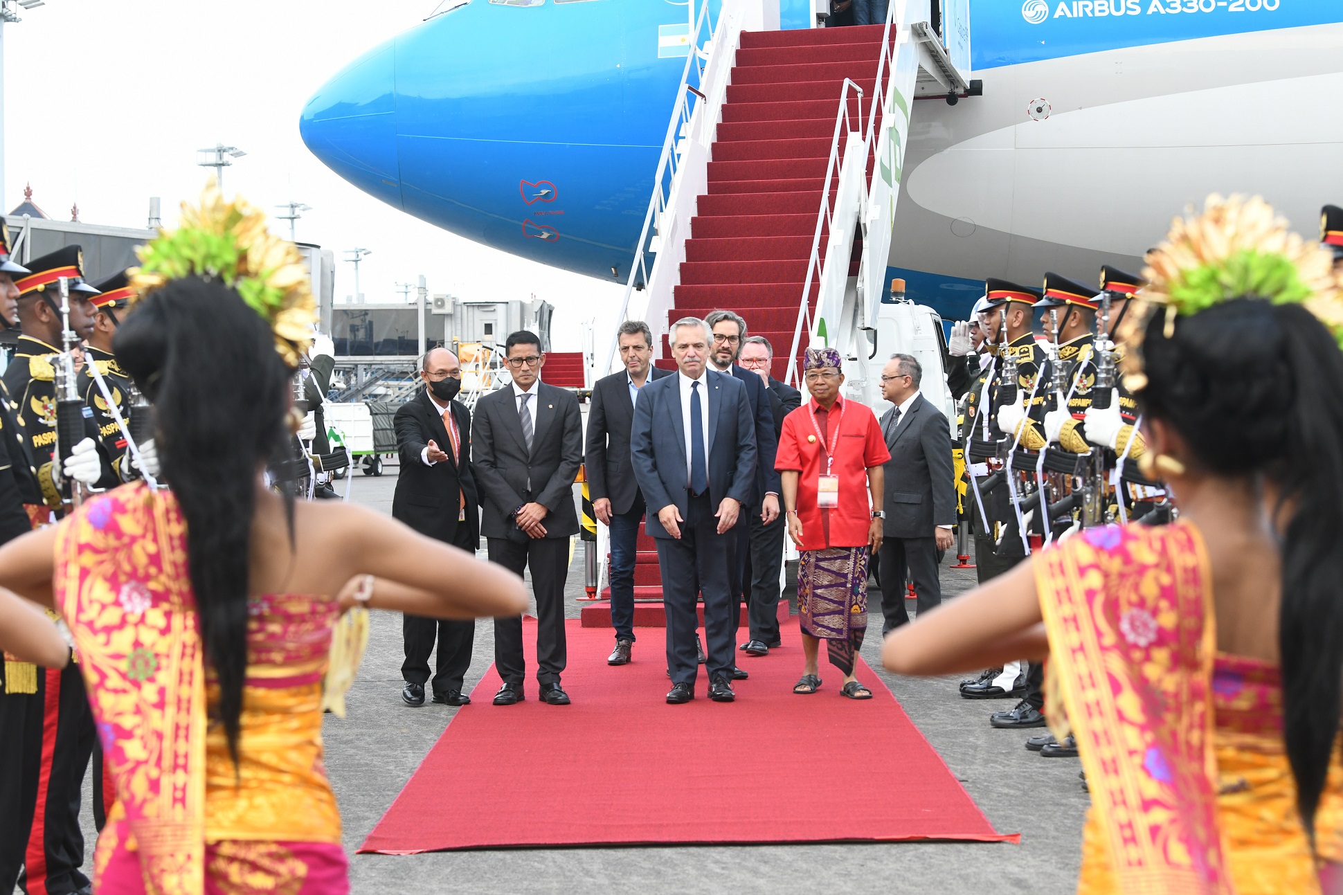 El presidente llegó a Bali para participar de la Cumbre del G20
