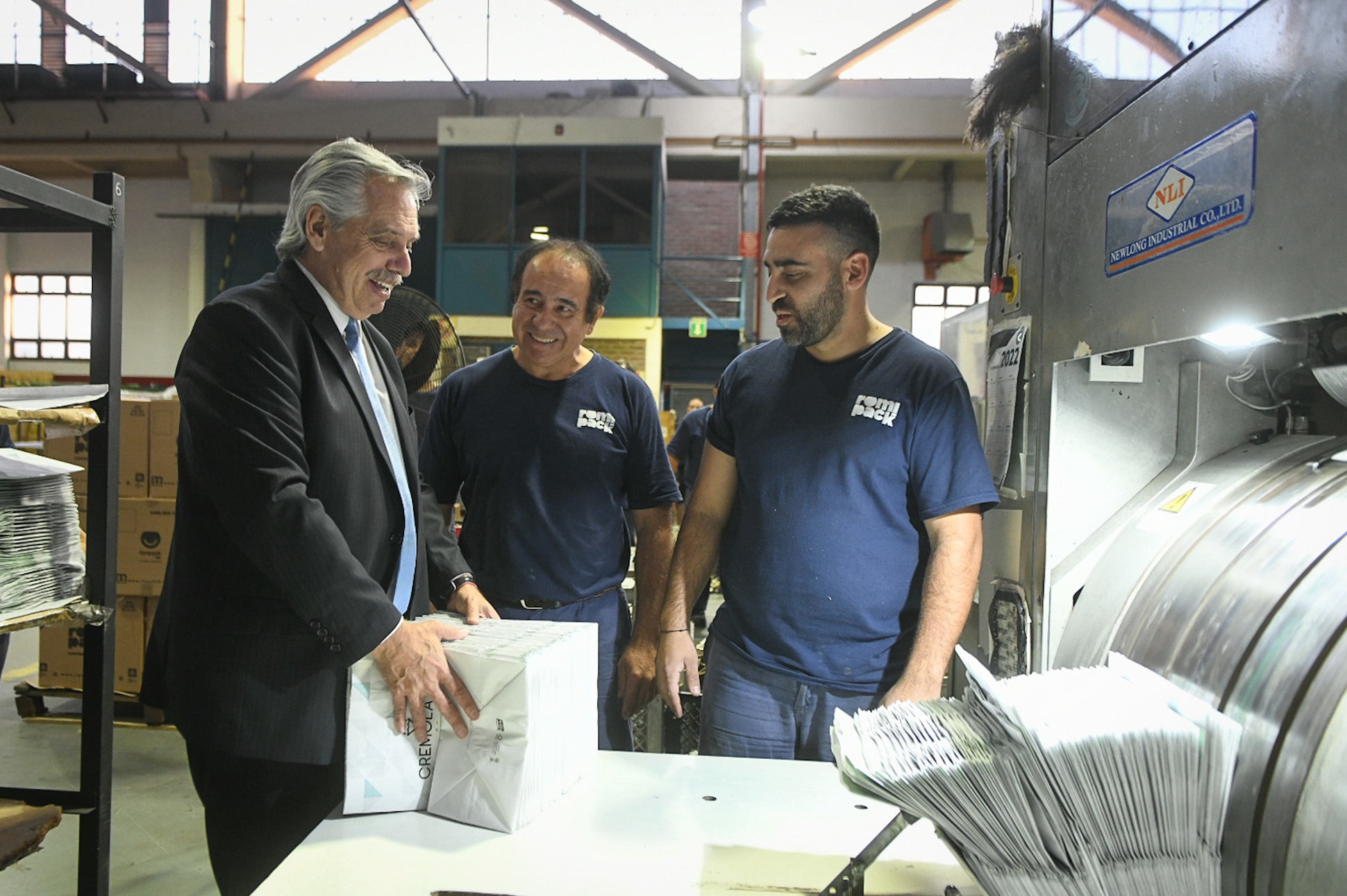 Debemos trabajar en conjunto empresarios, Estado y trabajadores” afirmó el presidente en Morón