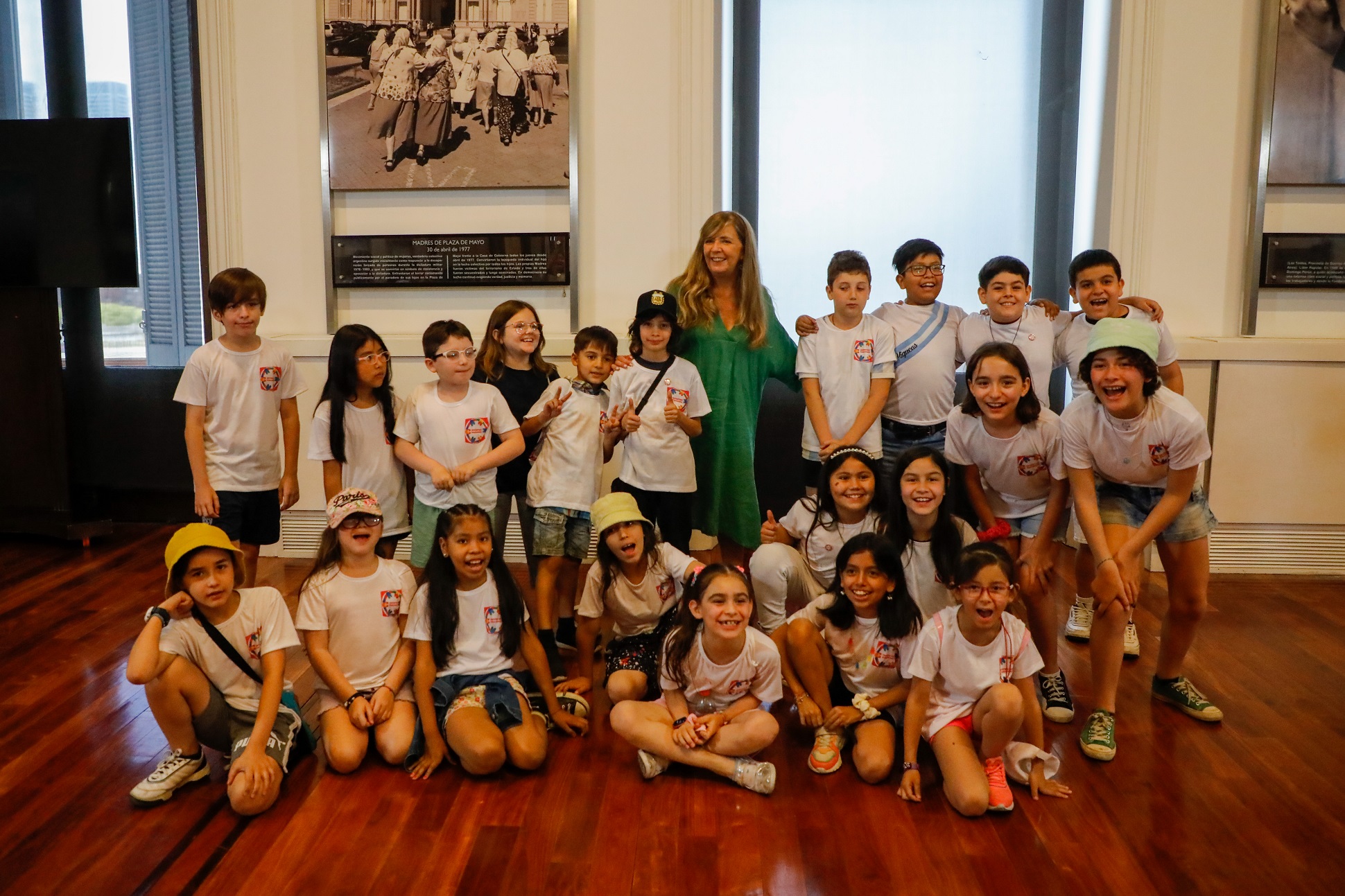 Gabriela Cerruti recibió al Consejo de niños y niñas de Pakapaka