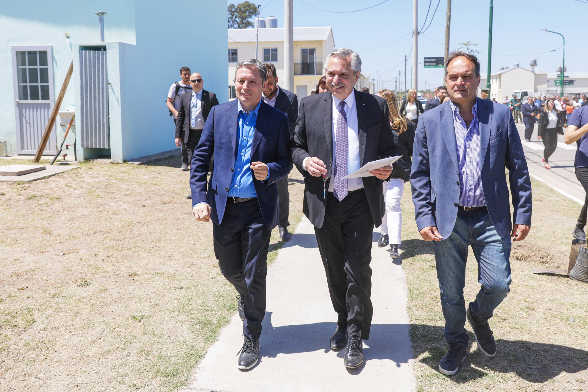 El presidente entregó viviendas en el barrio Montecarlo de Esteban Echeverría