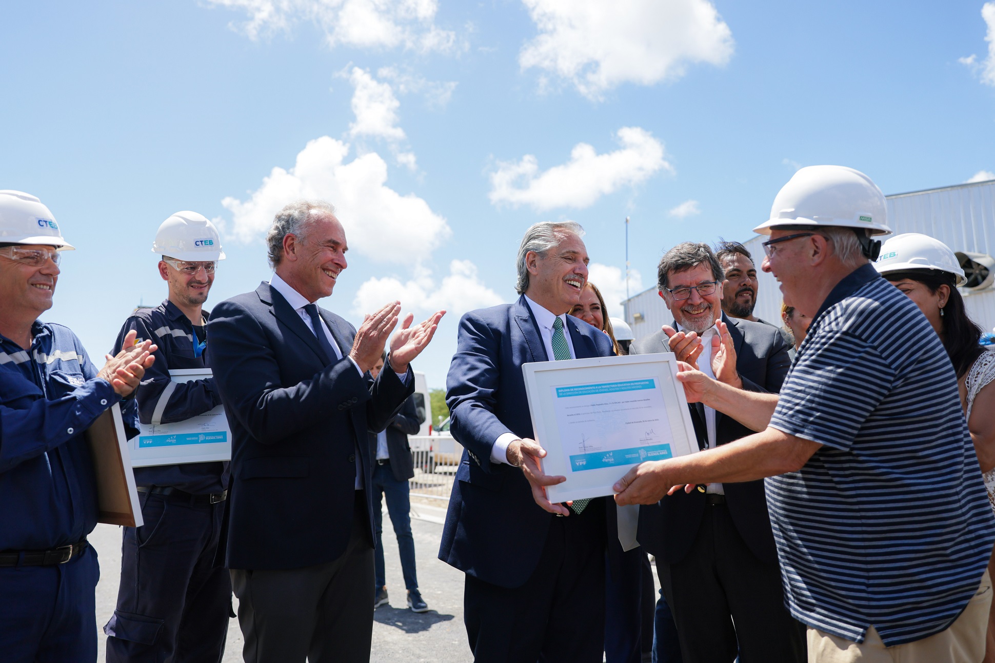 Alberto Fernández inauguró las obras de la Central Térmica en Ensenada que amplían 50% la capacidad de generación de energía eléctrica