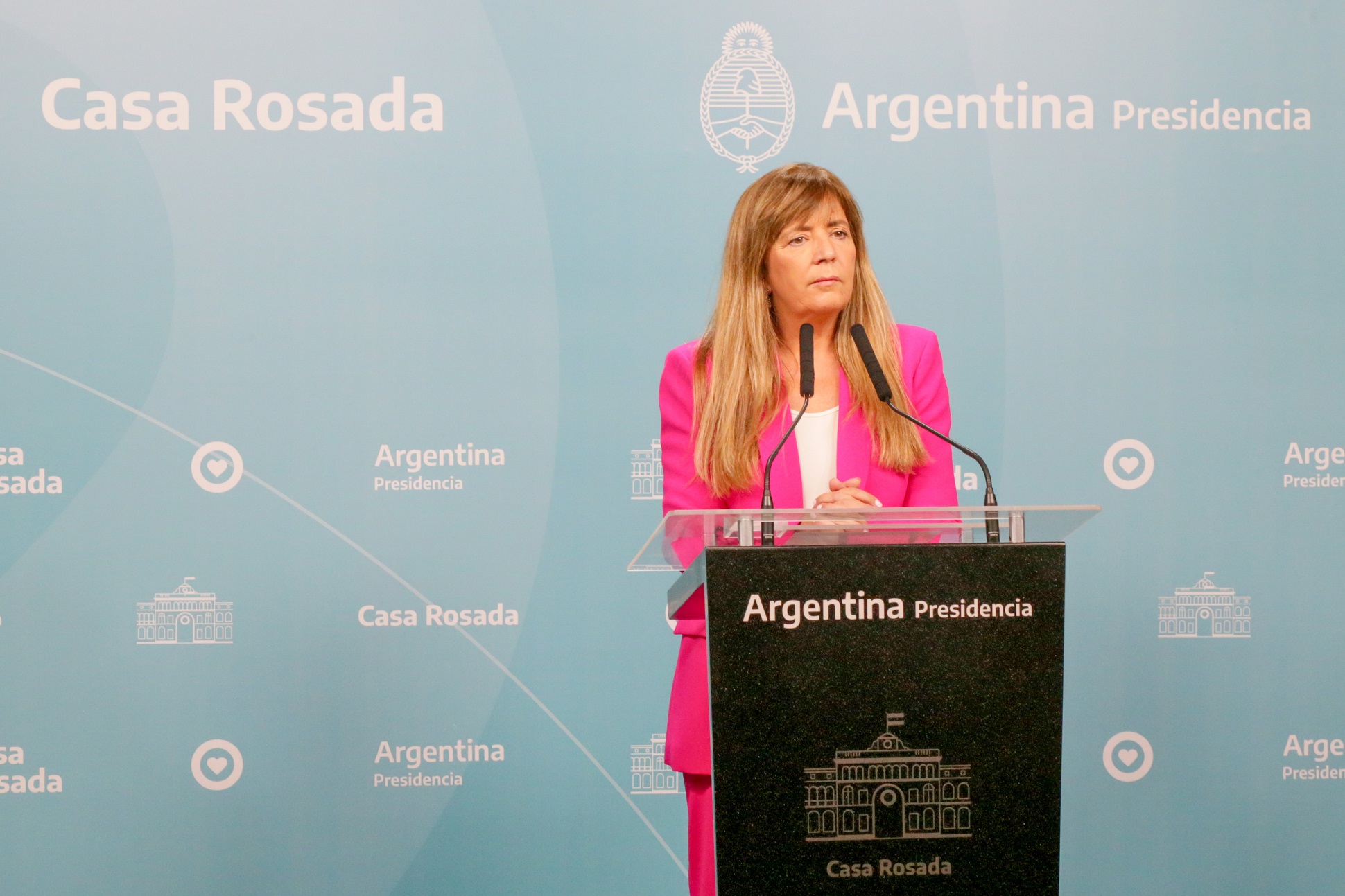 Gabriela Cerruti: “La Corte Suprema de Justicia interviene sobre el accionar de los otros poderes violando la Constitución”