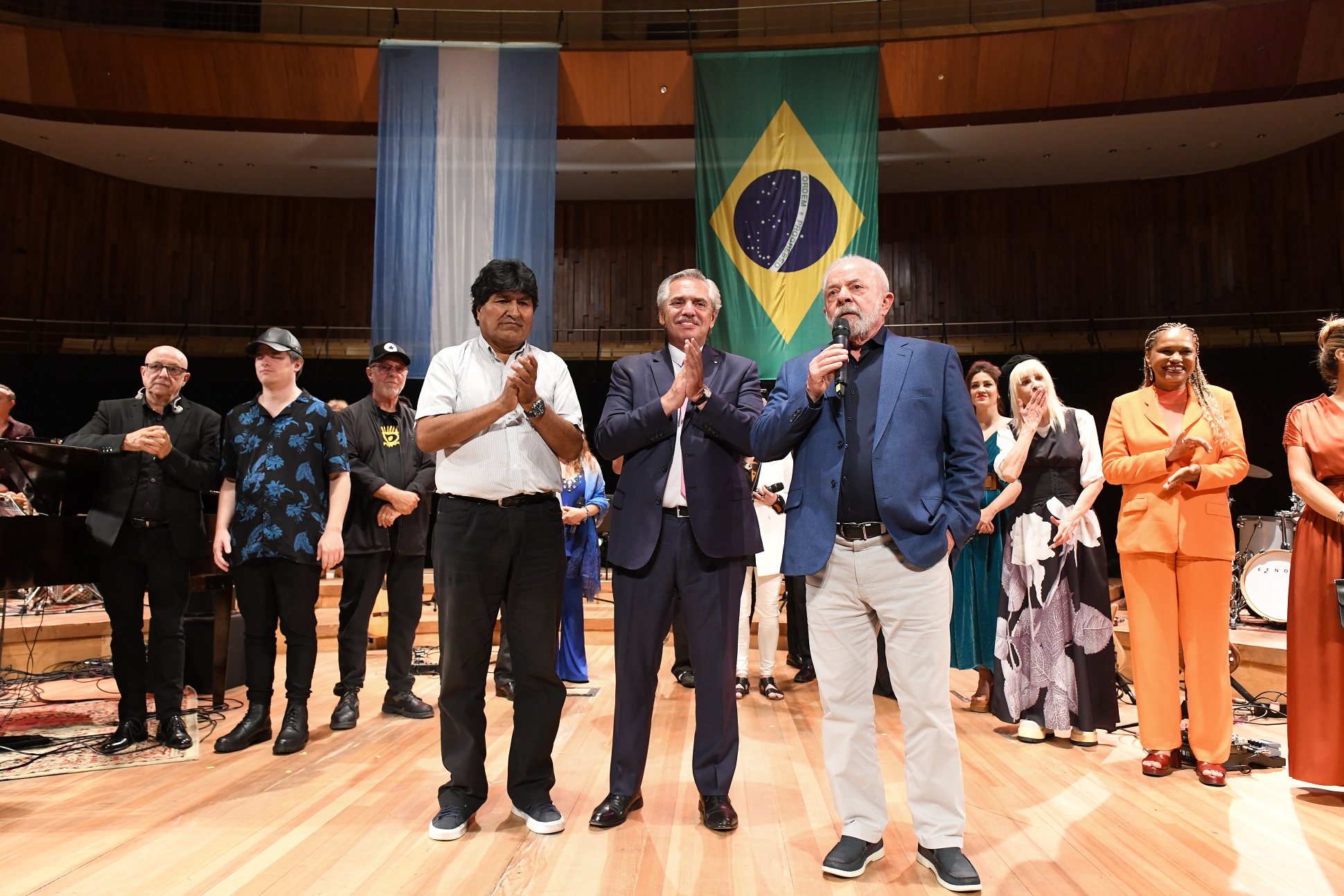 Alberto Fernández y Lula da Silva asistieron a una muestra fotográfica y a un concierto en el CCK