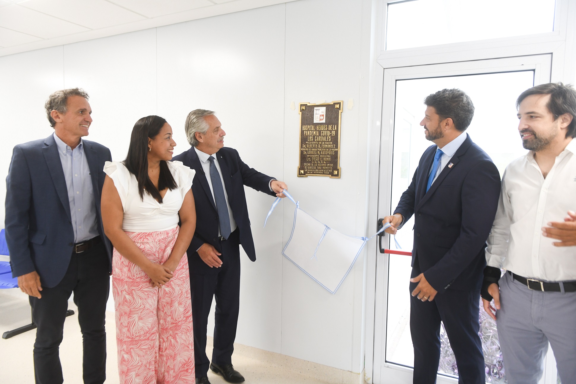 Estoy seguro de que ya dejamos los cimientos para que la Argentina crezca con igualdad, afirmó el presidente al inaugurar el primer hospital público de Los Cardales