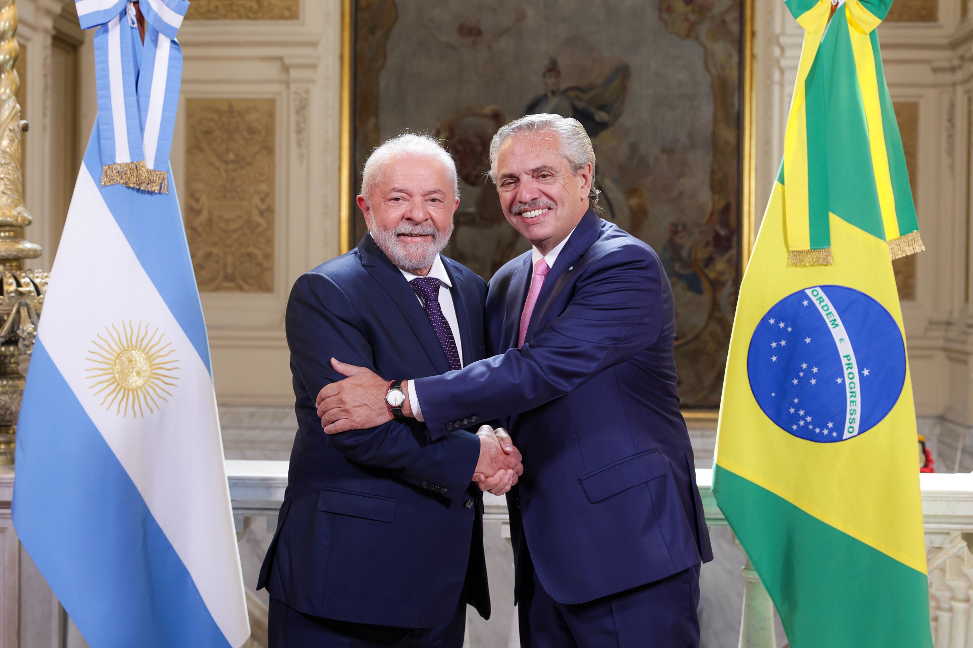 El presidente mantiene una reunión bilateral con su par de Brasil, Luiz Inácio Lula da Silva