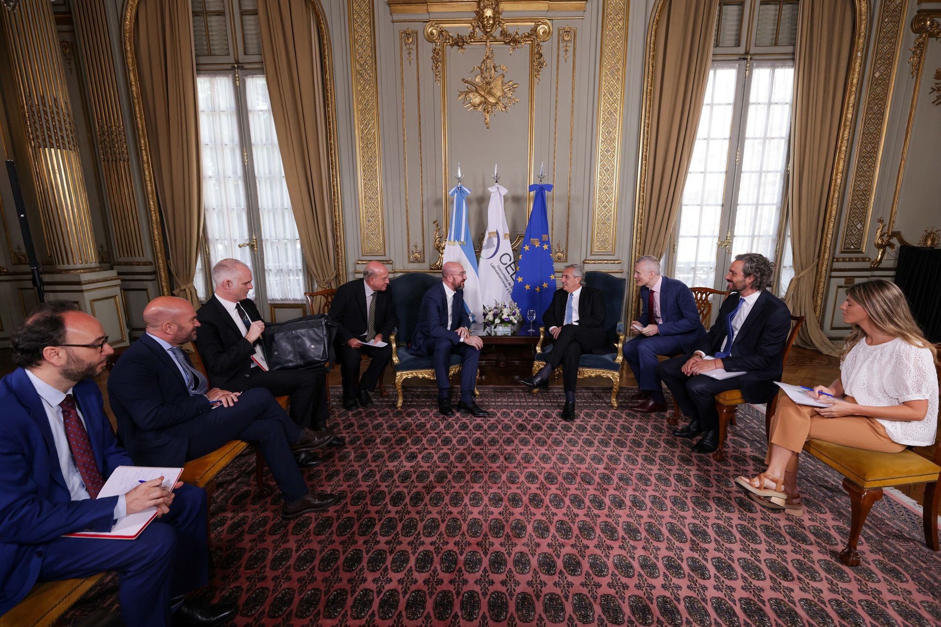 Alberto Fernández se reunió con el titular del Consejo Europeo, Charles Michel