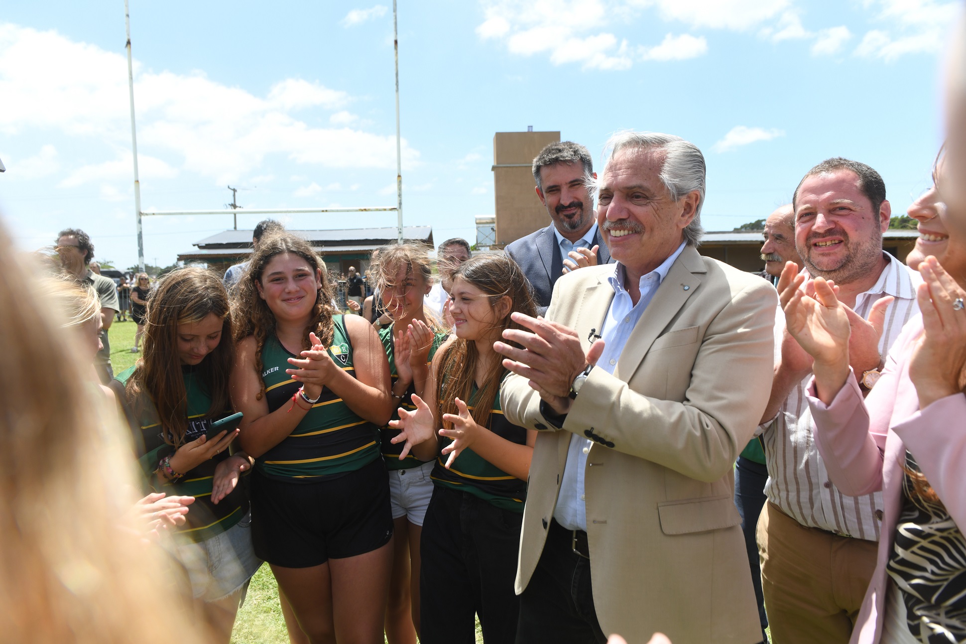 Alberto Fernández celebró tener una temporada turística récord en 2022 y 2023