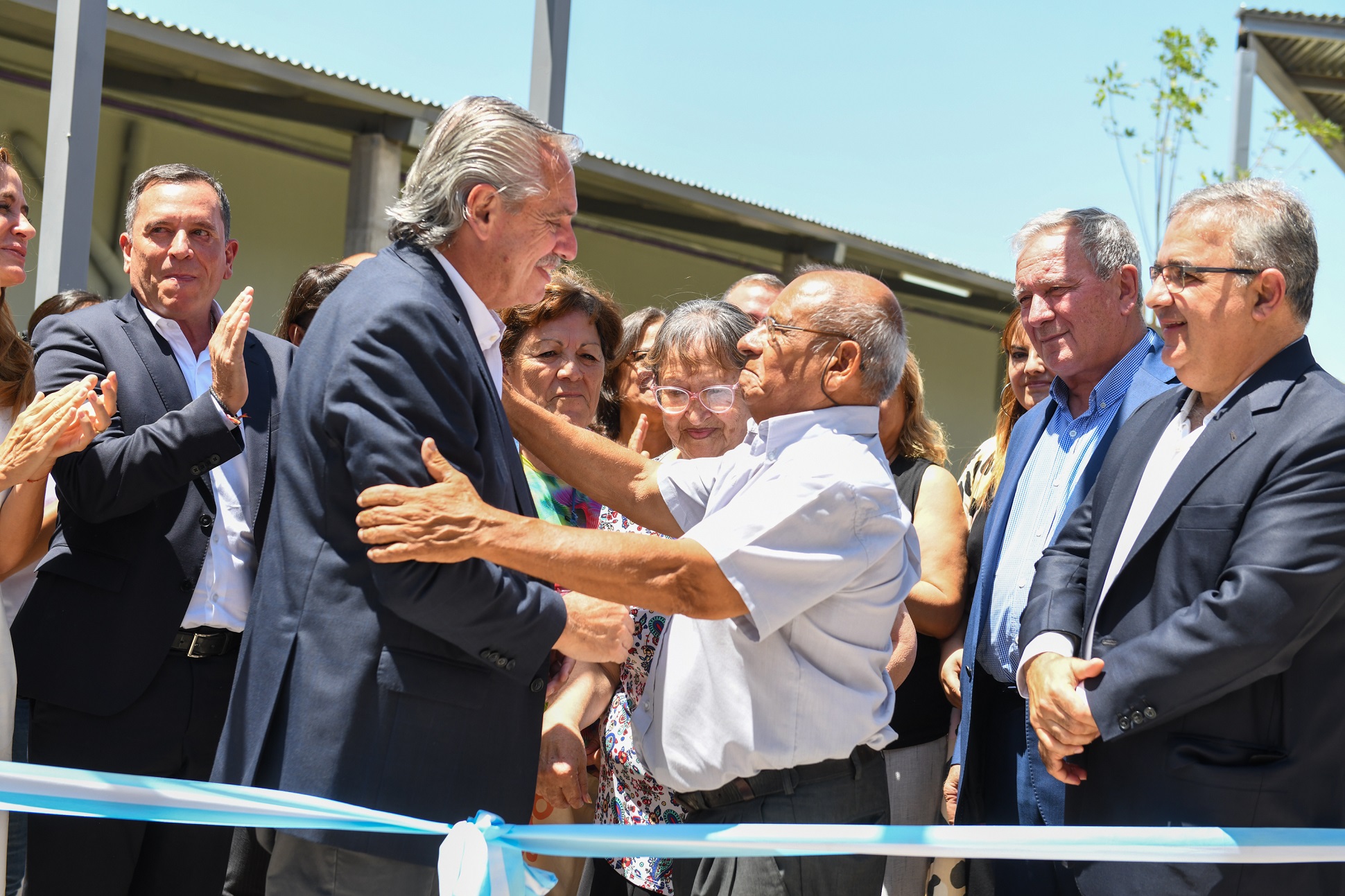 “La jubilación no jubila la felicidad ni el disfrute”, afirmó el presidente al inaugurar en Catamarca las primeras viviendas para personas mayores