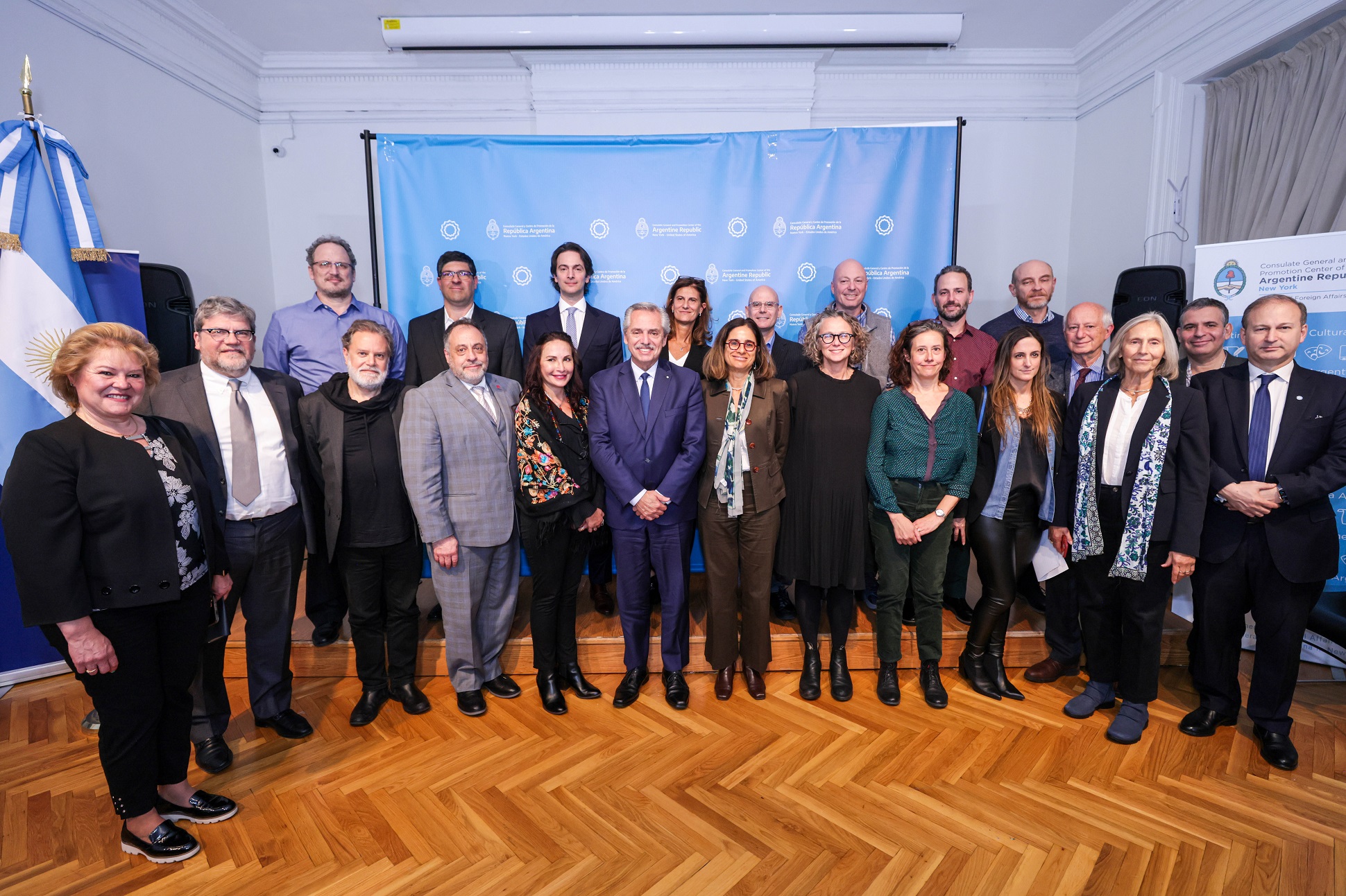 El presidente se reunió con académicas y académicos en Nueva York