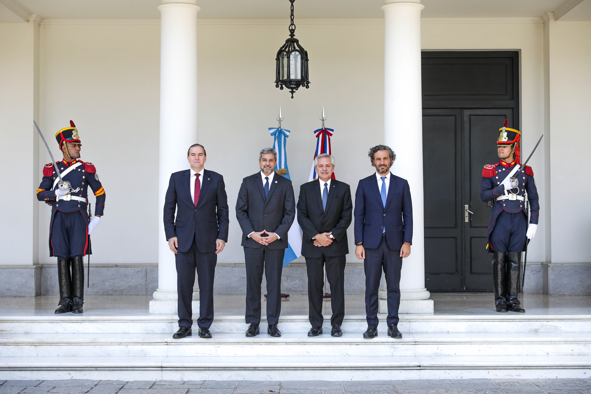 Reunión de los presidentes de Argentina y Paraguay: Fernández y Abdo acordaron fortalecer la agenda bilateral y el MERCOSUR