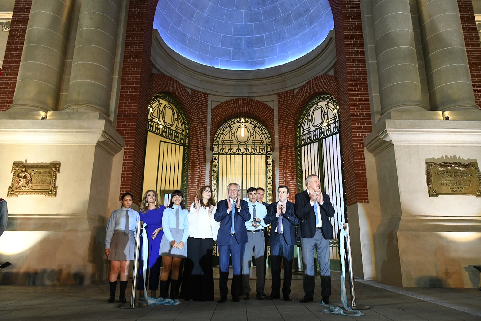 El presidente inauguró las obras de ampliación y puesta en valor de la Escuela Centenario en Santiago del Estero