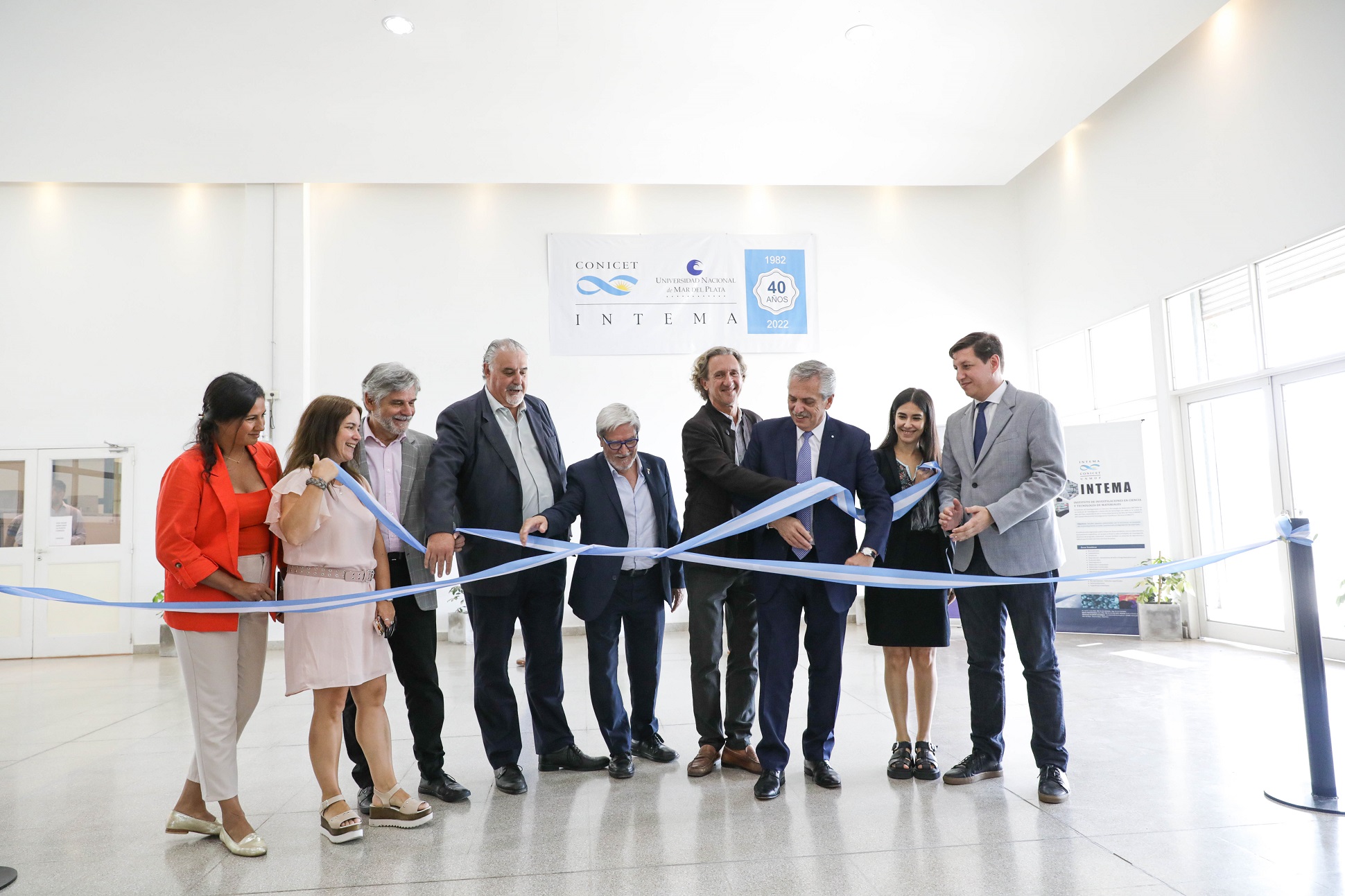 El presidente inauguró en Mar del Plata el nuevo edificio de INTEMA