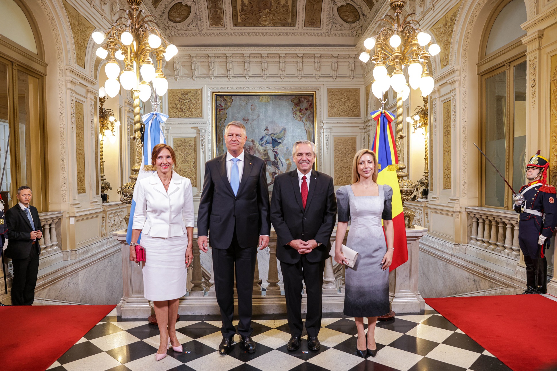 El presidente Alberto Fernández recibió a su par de Rumania, Klaus Iohannis