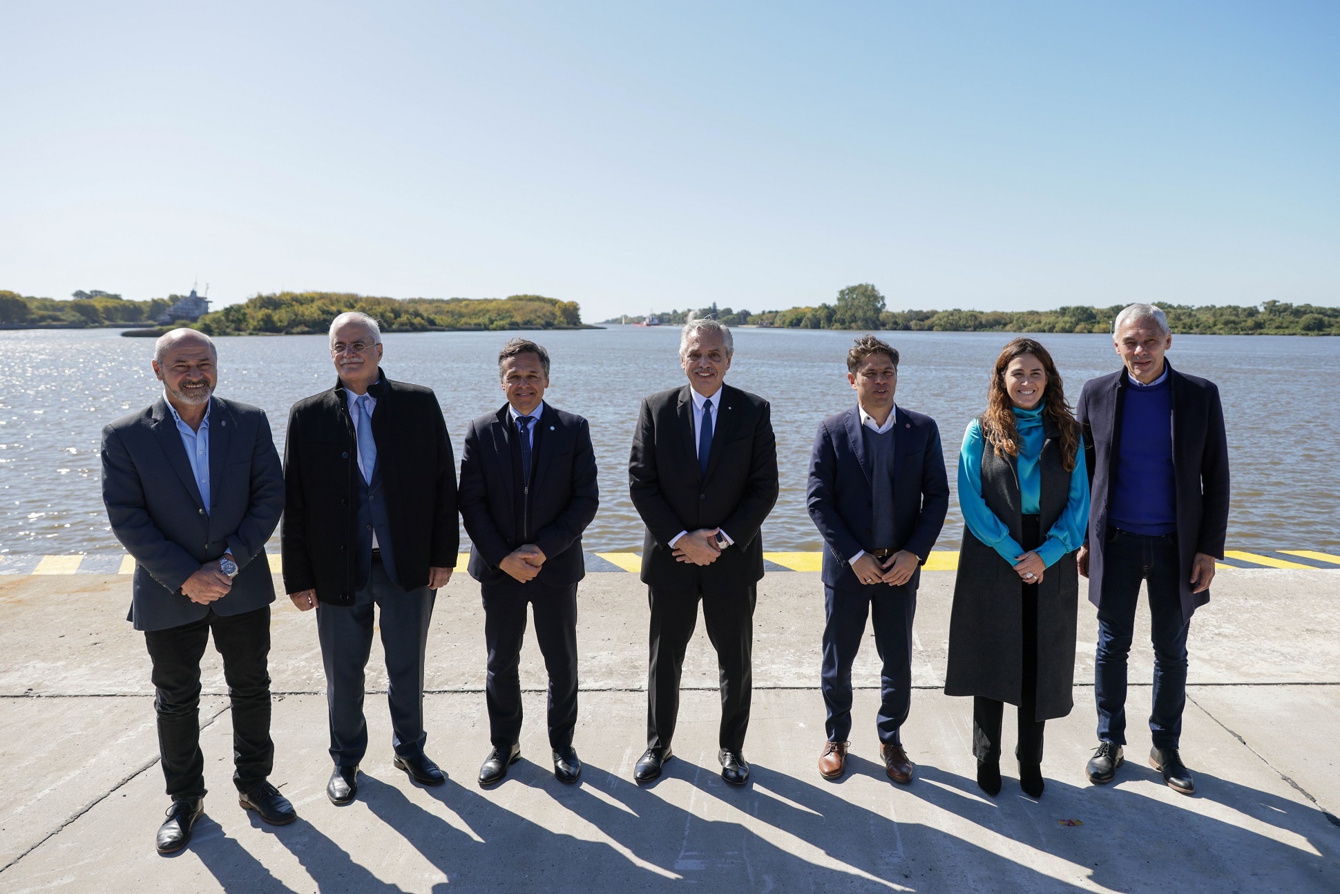 Alberto Fernández: “Hoy ponemos en marcha un nuevo tiempo para la navegabilidad del Río de la Plata”