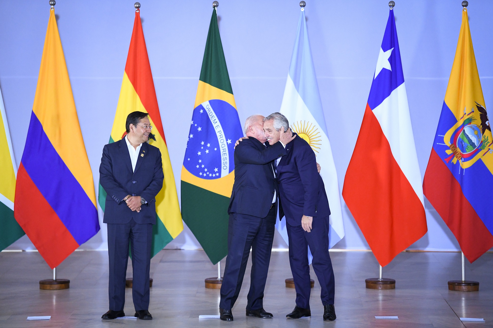 Los presidentes de América del Sur alcanzaron un consenso de cooperación e integración de la región
