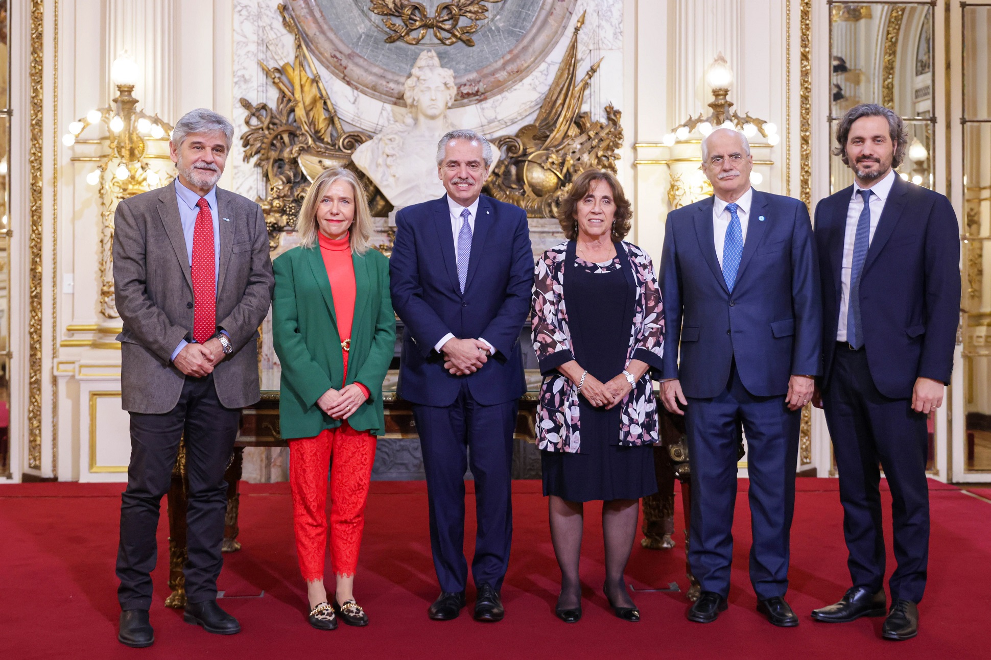El presidente se reunió con Celeste Saulo, Frida Armas Pfirter y Federico Ariel en Casa Rosada