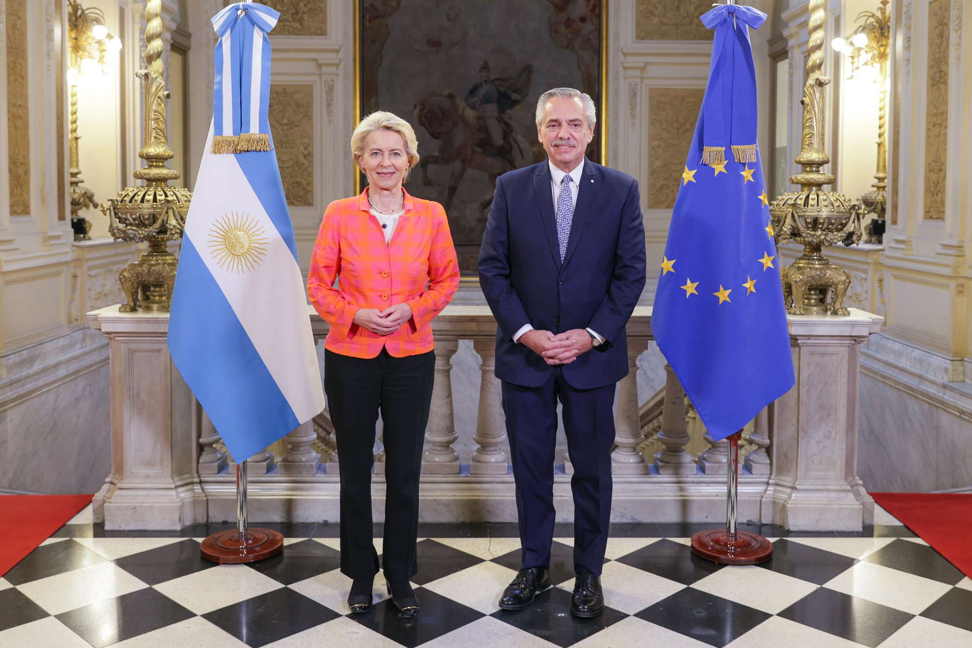 Alberto Fernández y Ursula von der Leyen destacaron la importancia del vínculo entre la Argentina y la Unión Europea
