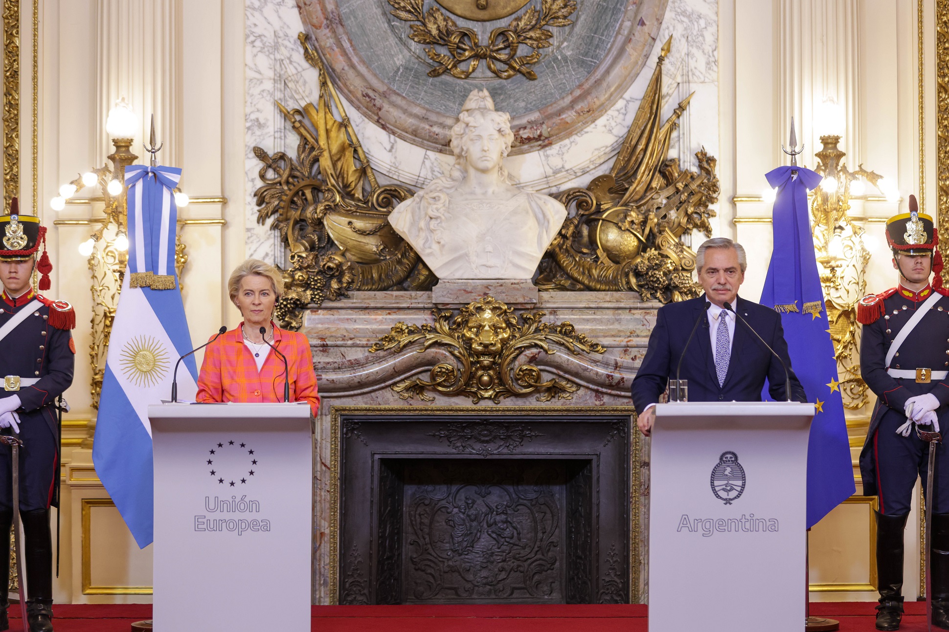 Alberto Fernández y Ursula von der Leyen destacaron la importancia del vínculo entre la Argentina y la Unión Europea