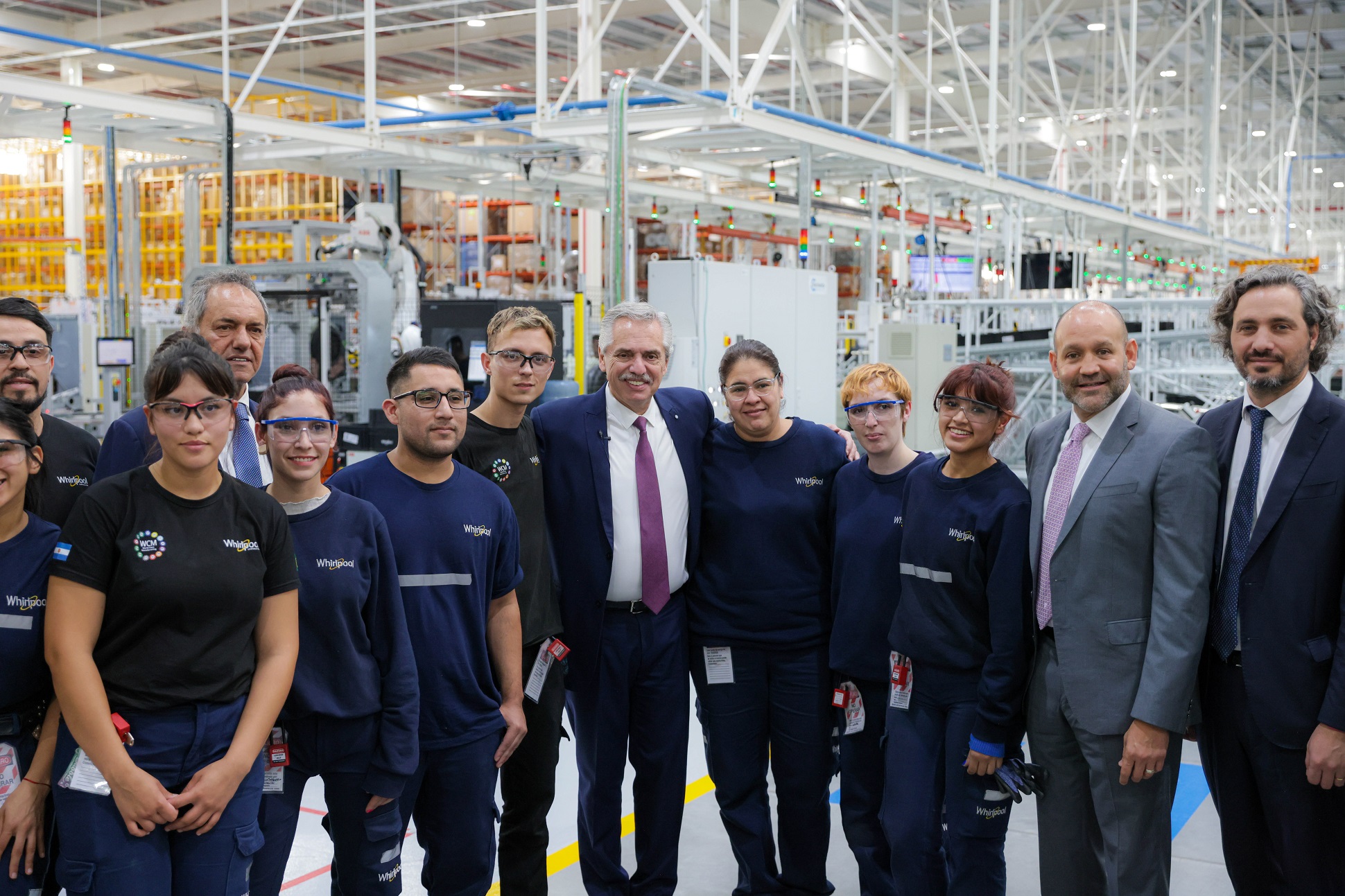 Alberto Fernández en la primera exportación de Whirlpool: “Forma parte del objetivo de industrializar a la Argentina