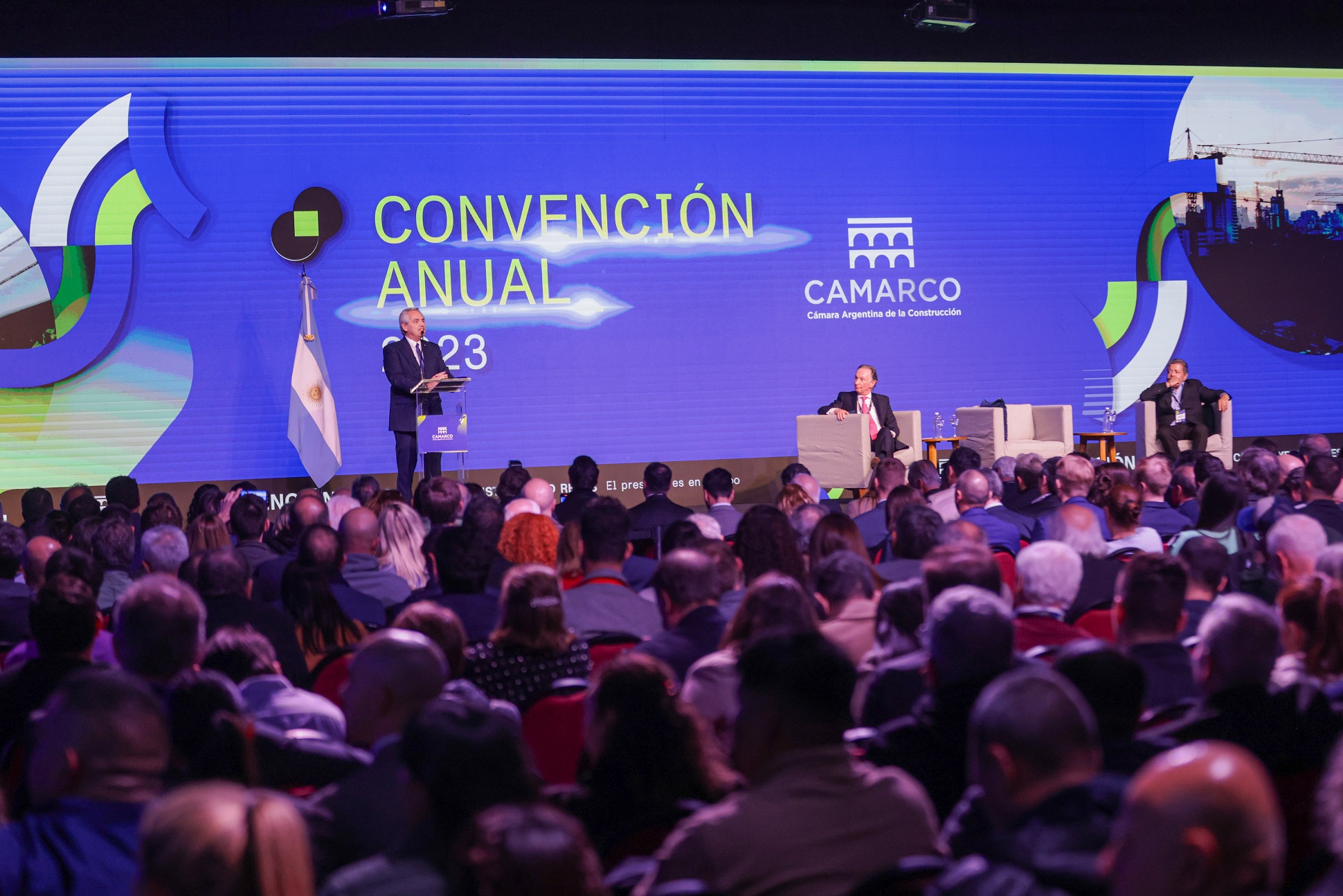 Alberto Fernández: Llegamos al gobierno con 220.000 trabajadores de la construcción y hoy hay 450.000