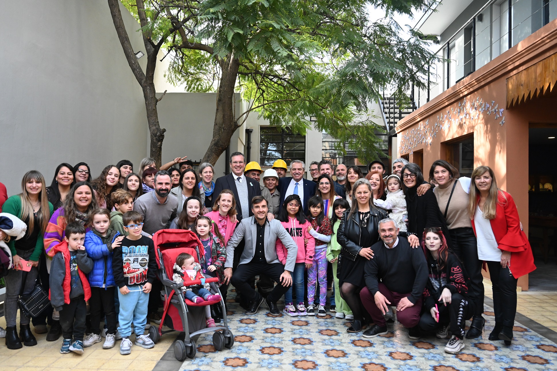 El presidente recorrió la Casa Museo María Elena Walsh