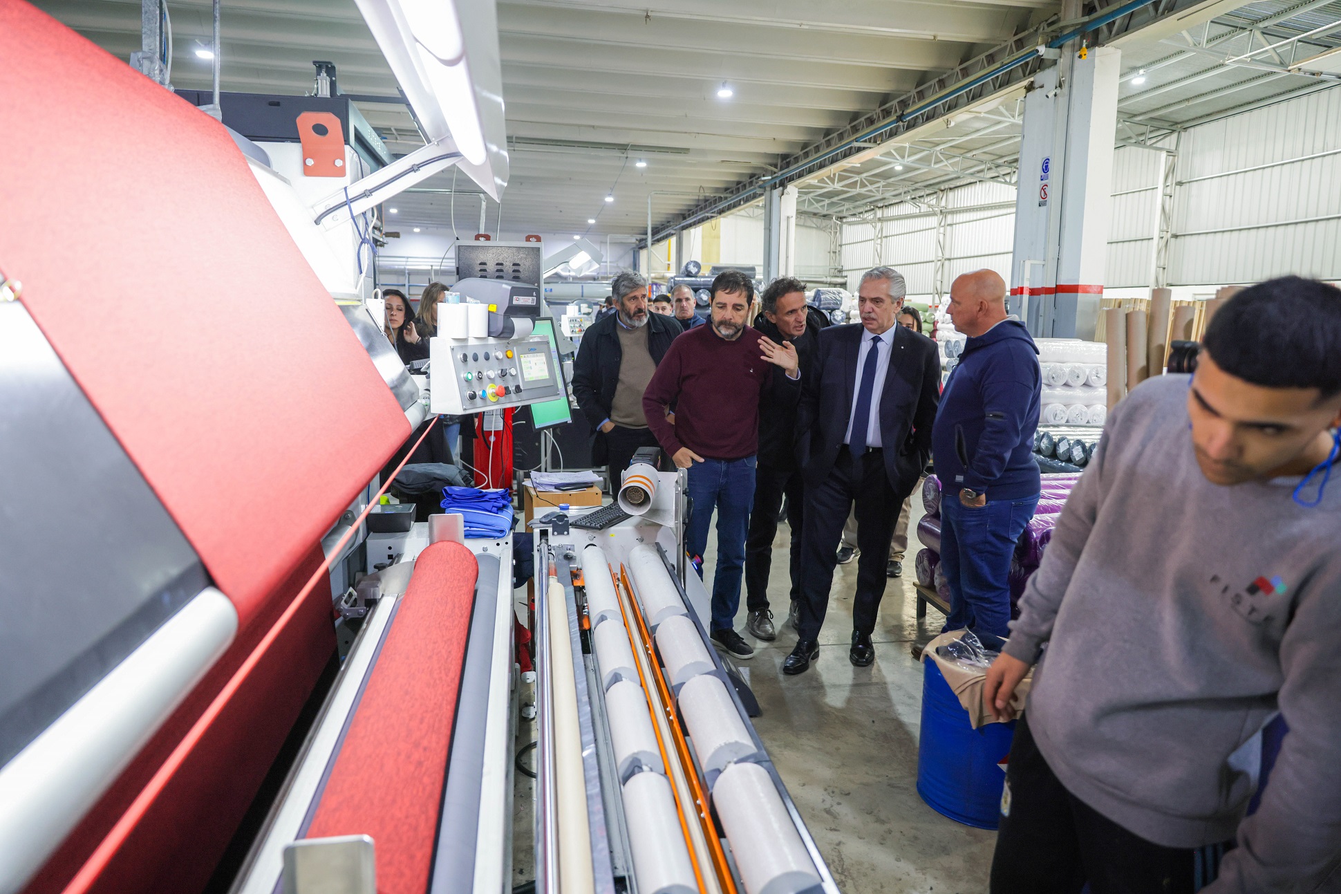 El presidente recorrió la nueva planta tecnológica de la compañía Fistex en San Martín