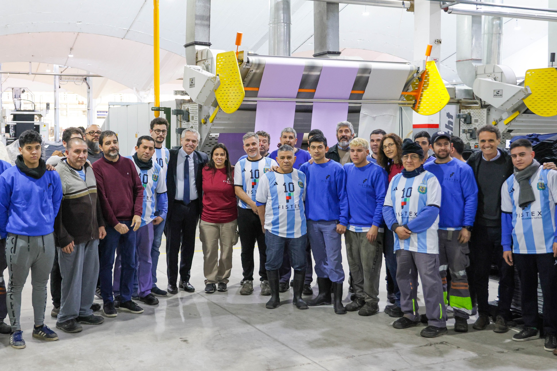 El presidente recorrió la nueva planta tecnológica de la compañía Fistex en San Martín