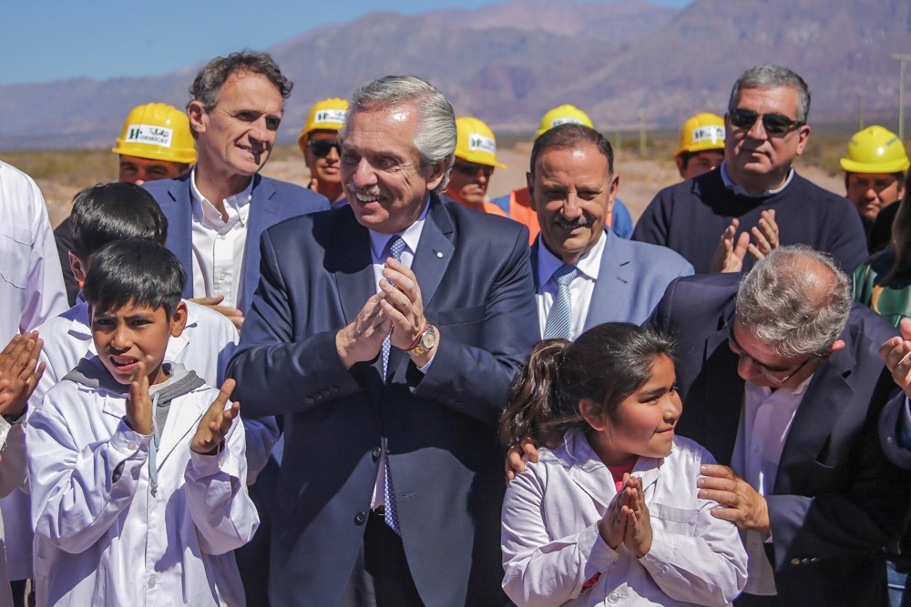 Alberto Fernández pidió “distribuir más las ganancias de algunos para que lleguen a los que trabajan”