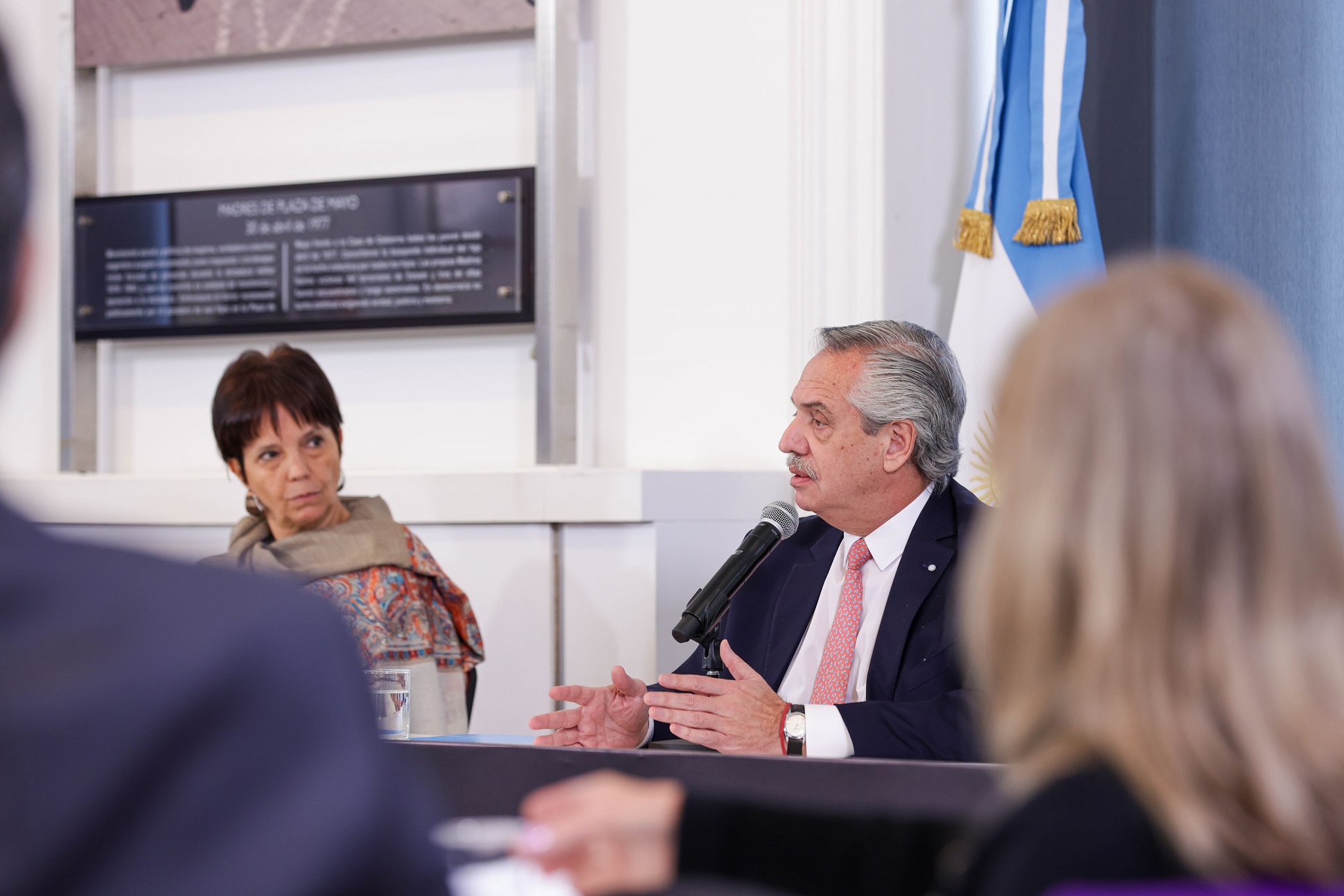 El Consejo Económico y Social le presentó al presidente un proyecto de ley para su institucionalización