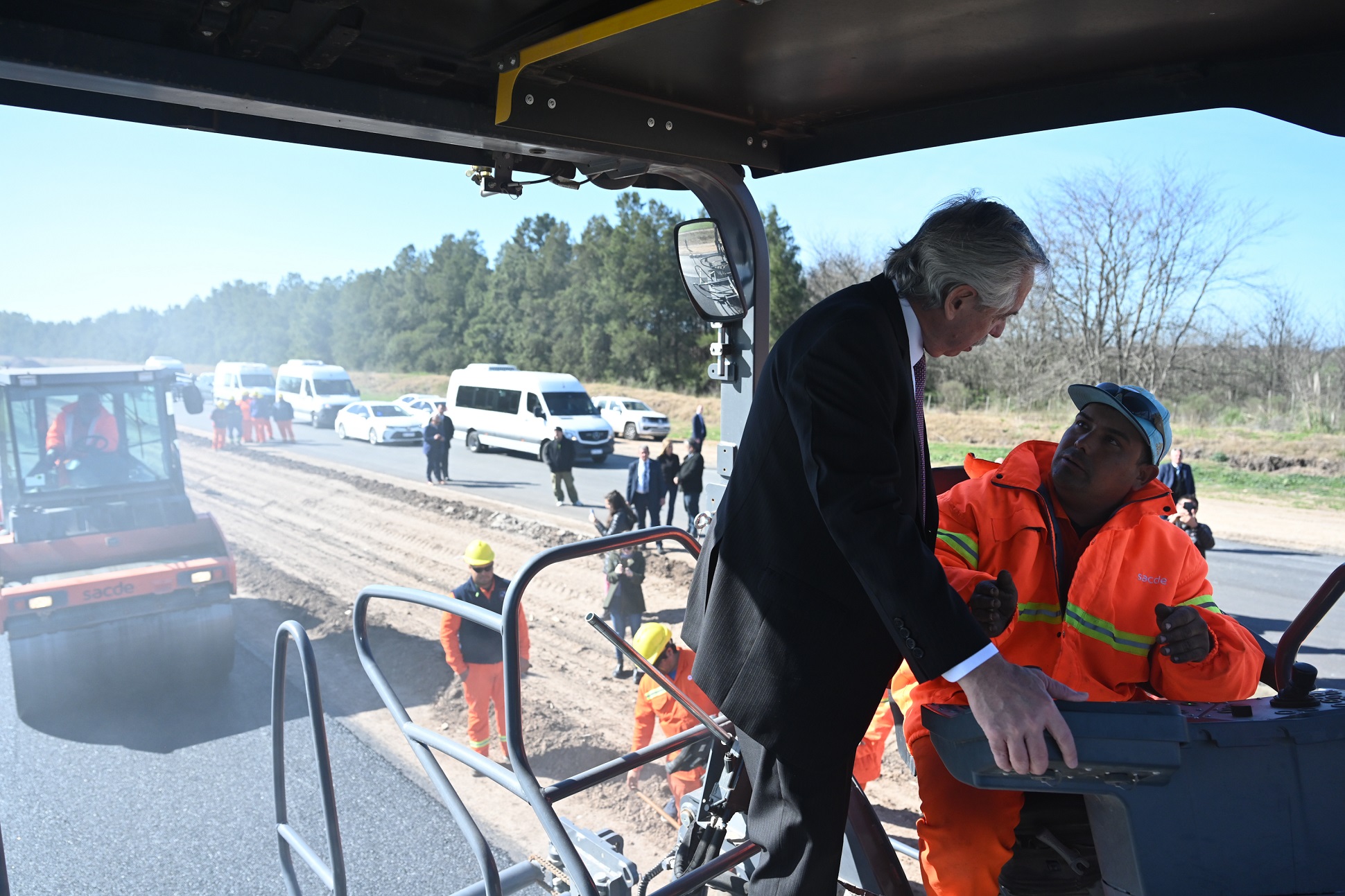El presidente recorrió las obras de la nueva Variante Cañuelas que conectará la Autopista Ezeiza-Cañuelas con la Ruta Nacional 3