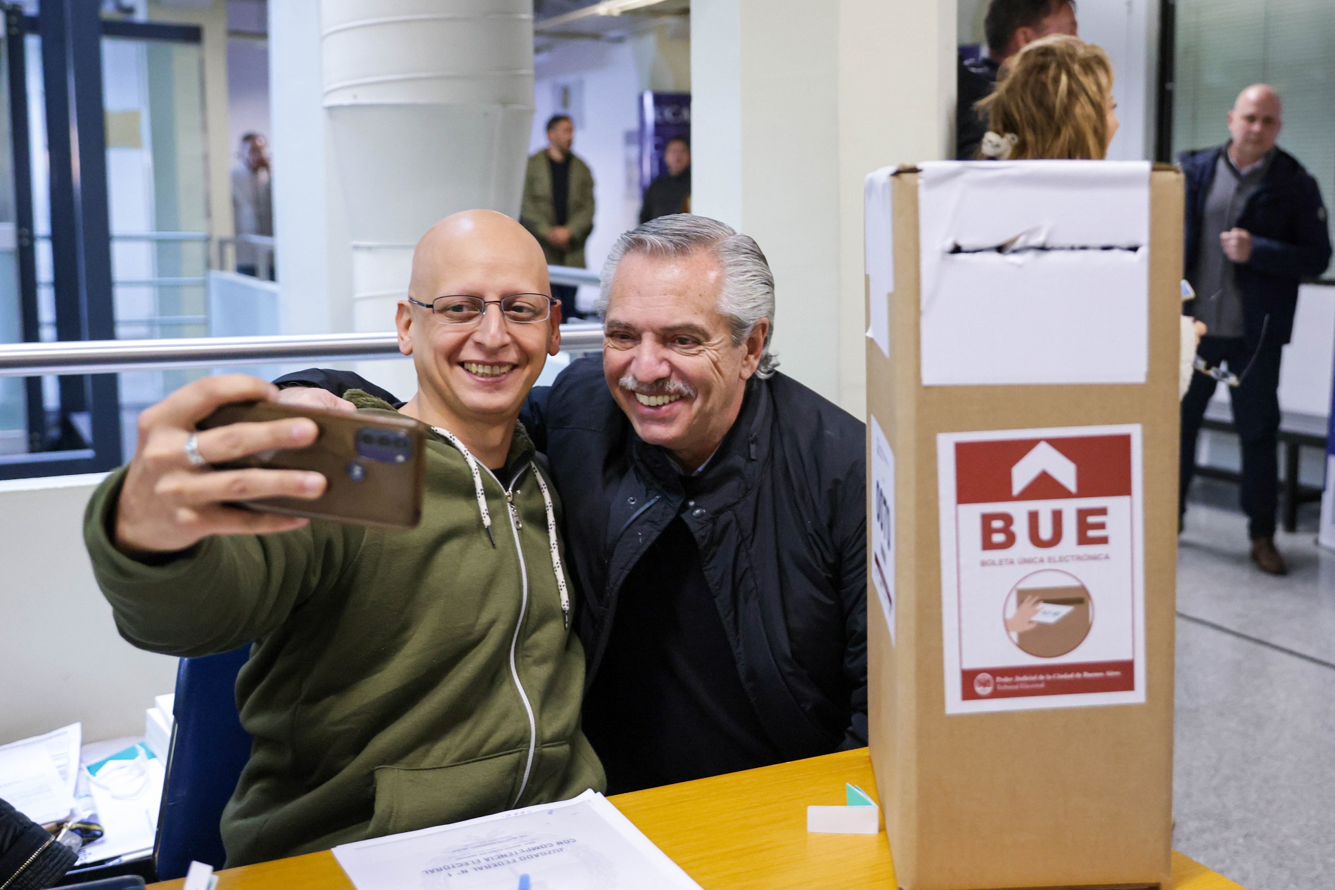 Alberto Fernández: “Vayamos todas y todos a votar porque es el modo de expresar nuestros derechos”