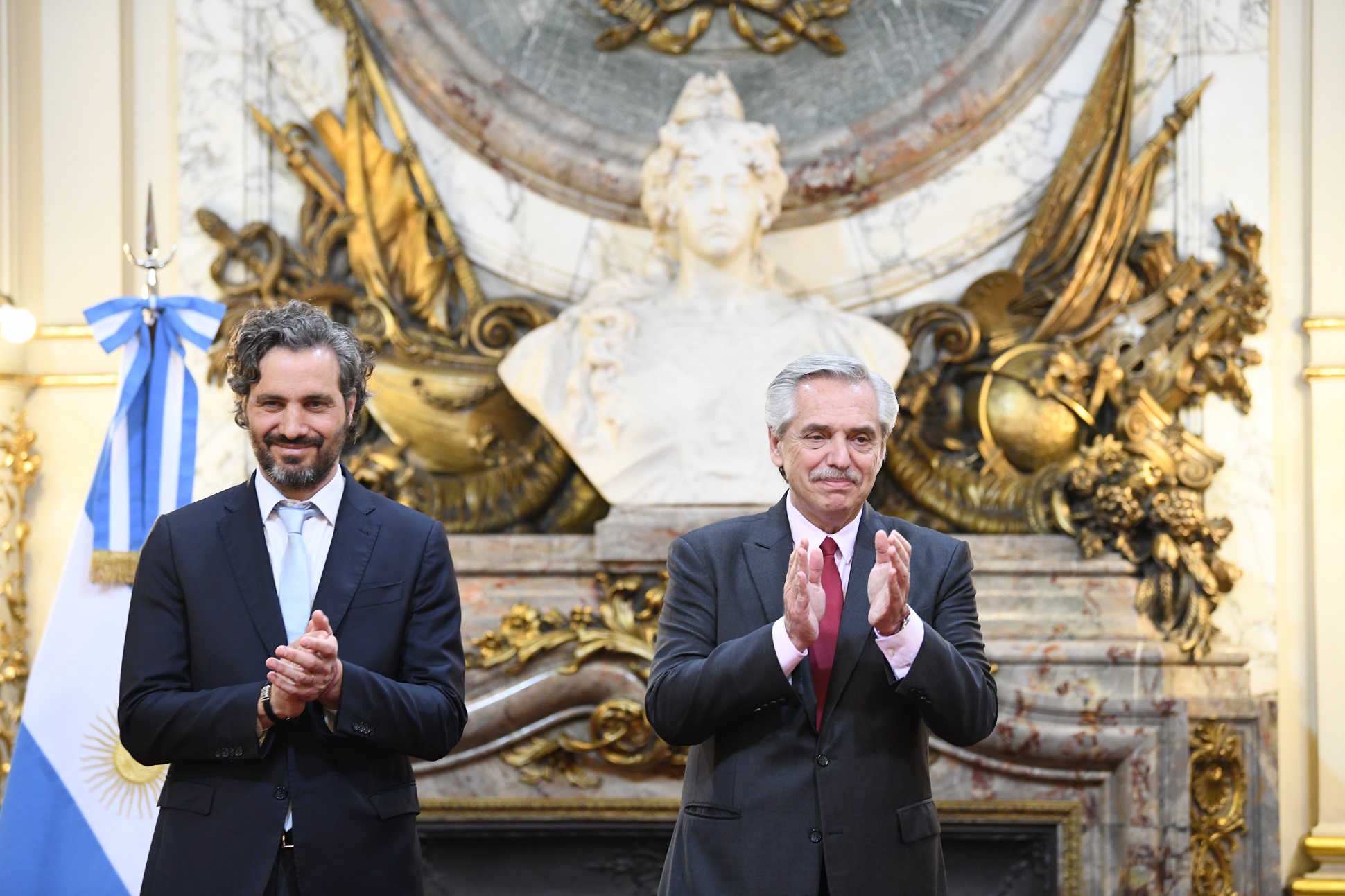 El presidente recibió las cartas credenciales de 25 nuevos embajadores y embajadoras