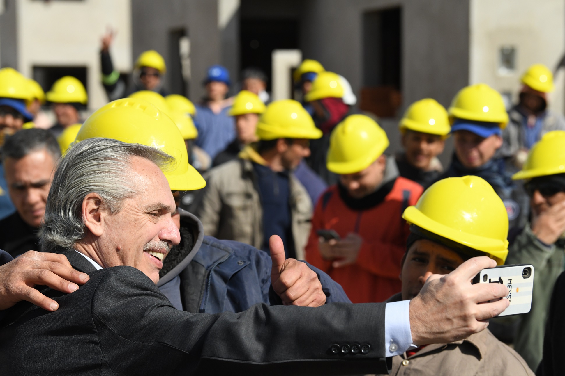 El presidente recorrió viviendas en construcción en Ensenada