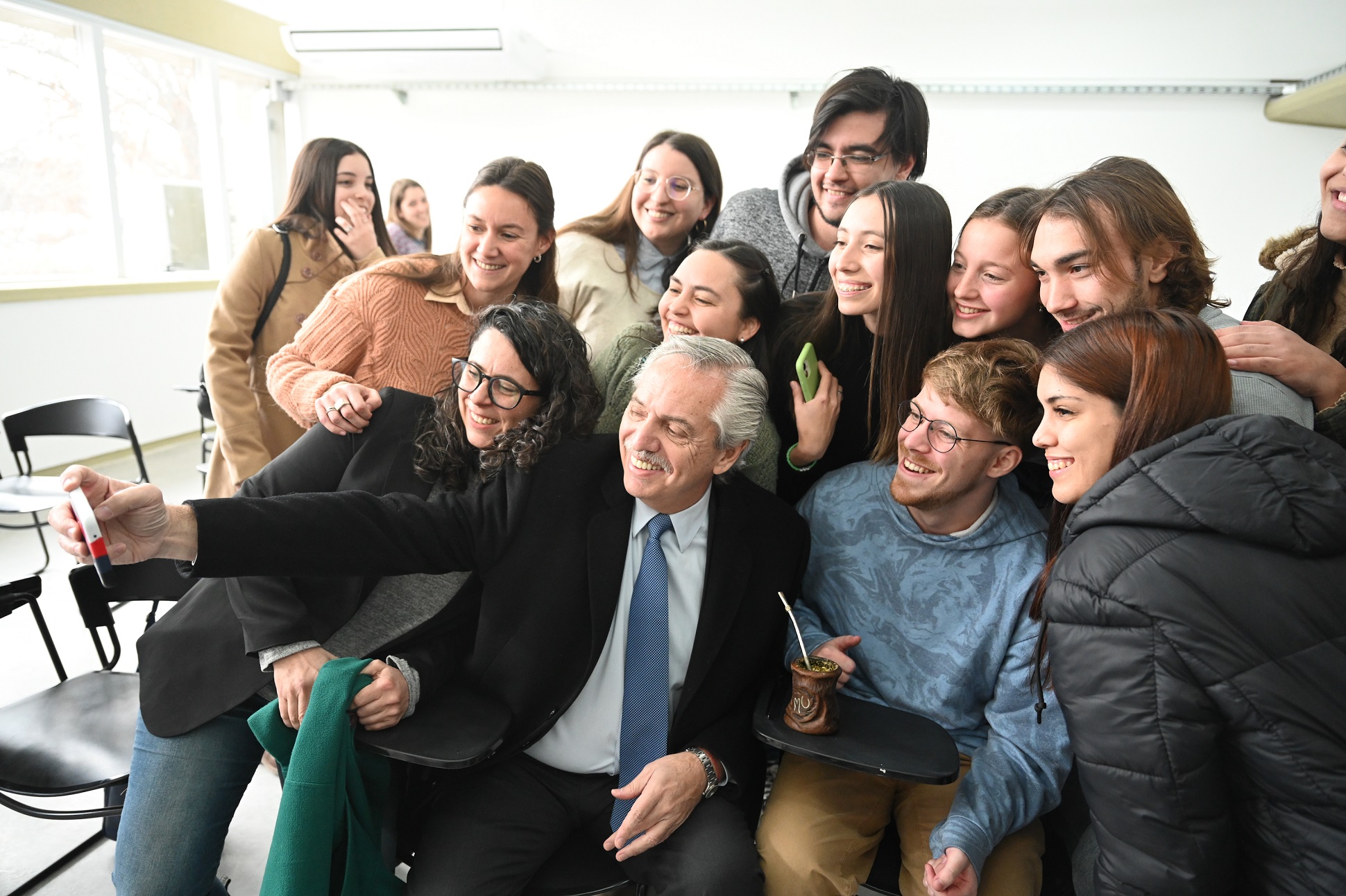 El presidente al inaugurar un edificio universitario: “La casta que defienden es la de los poderosos, y les quitan a ustedes la libertad de estudiar”