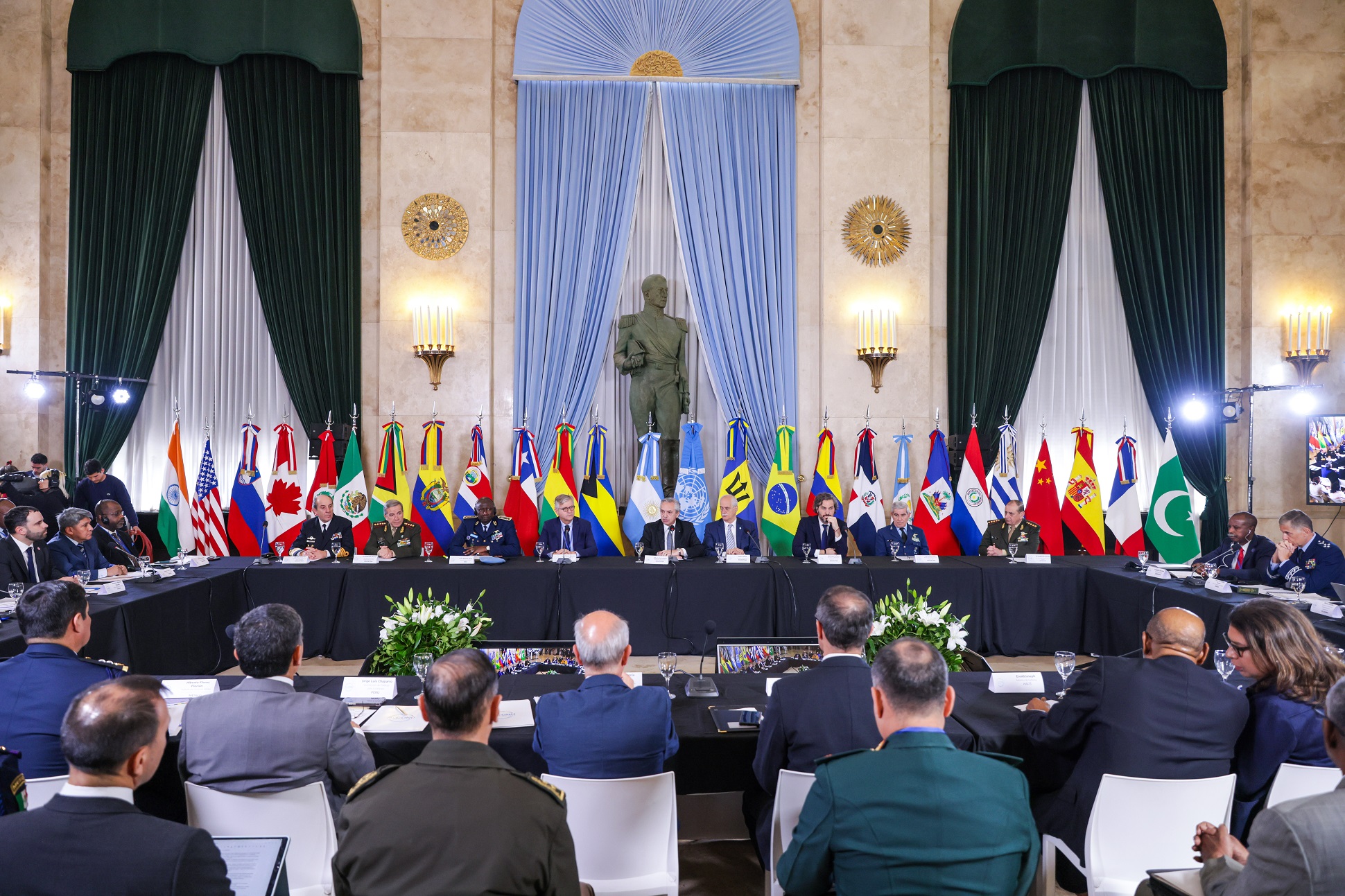 El presidente inauguró la lI Conferencia de América Latina y del Caribe sobre Operaciones de Paz de la ONU