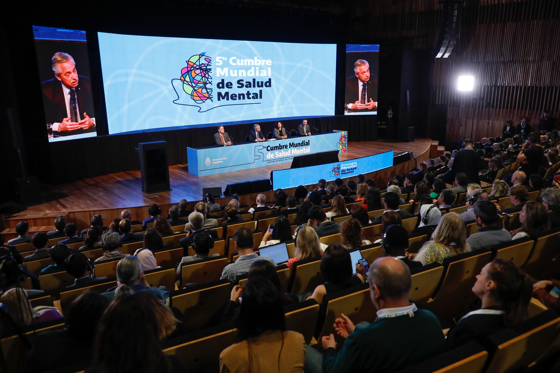 El presidente encabezó la apertura de la 5° Cumbre Mundial de Salud Mental, con sede en la Argentina