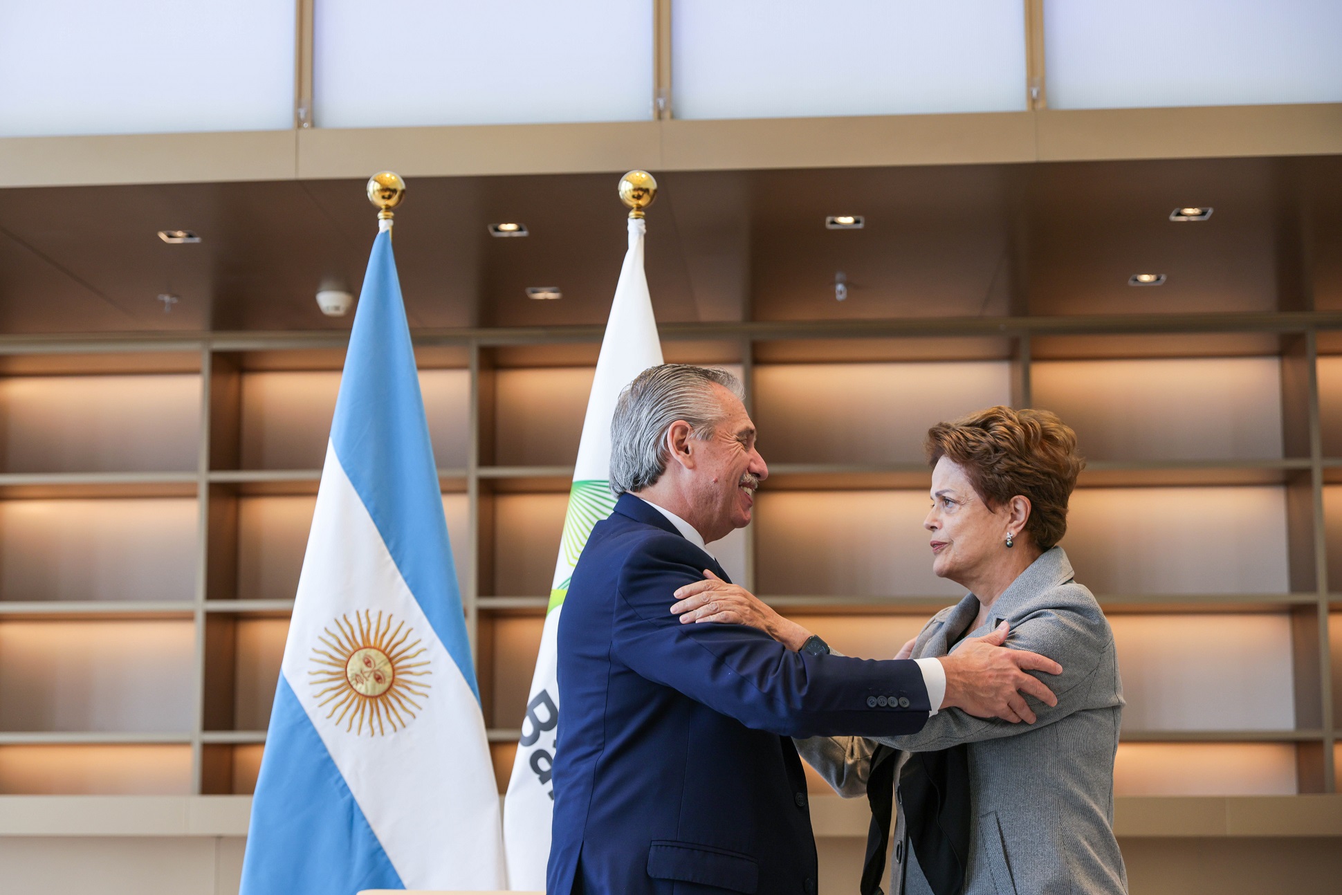 El presidente se reunió con Dilma Rousseff para oficializar la integración de Argentina al Nuevo Banco de Desarrollo de los BRICS