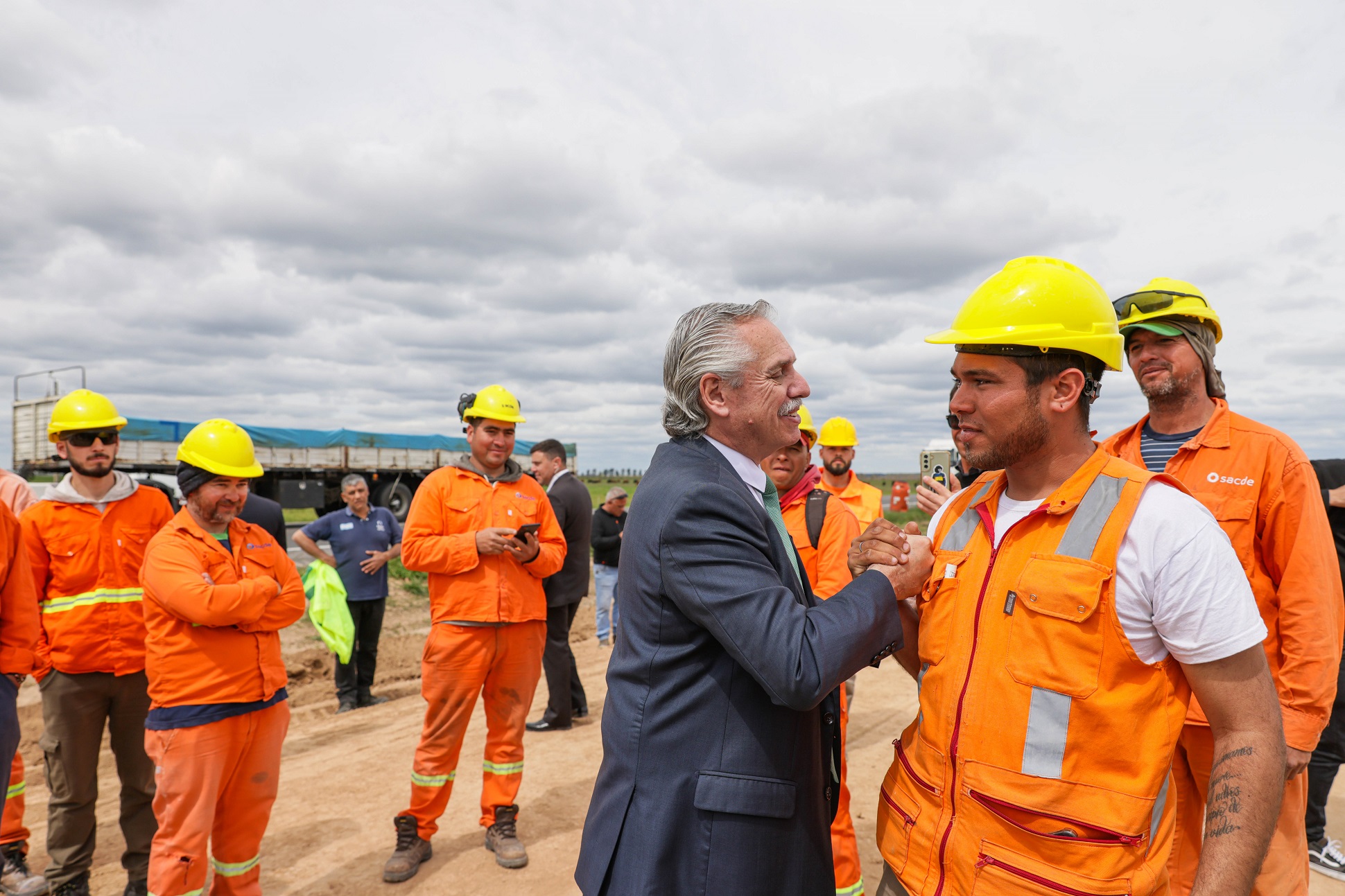 El presidente recorrió las obras de transformación en autopista de la Ruta Nacional N°3