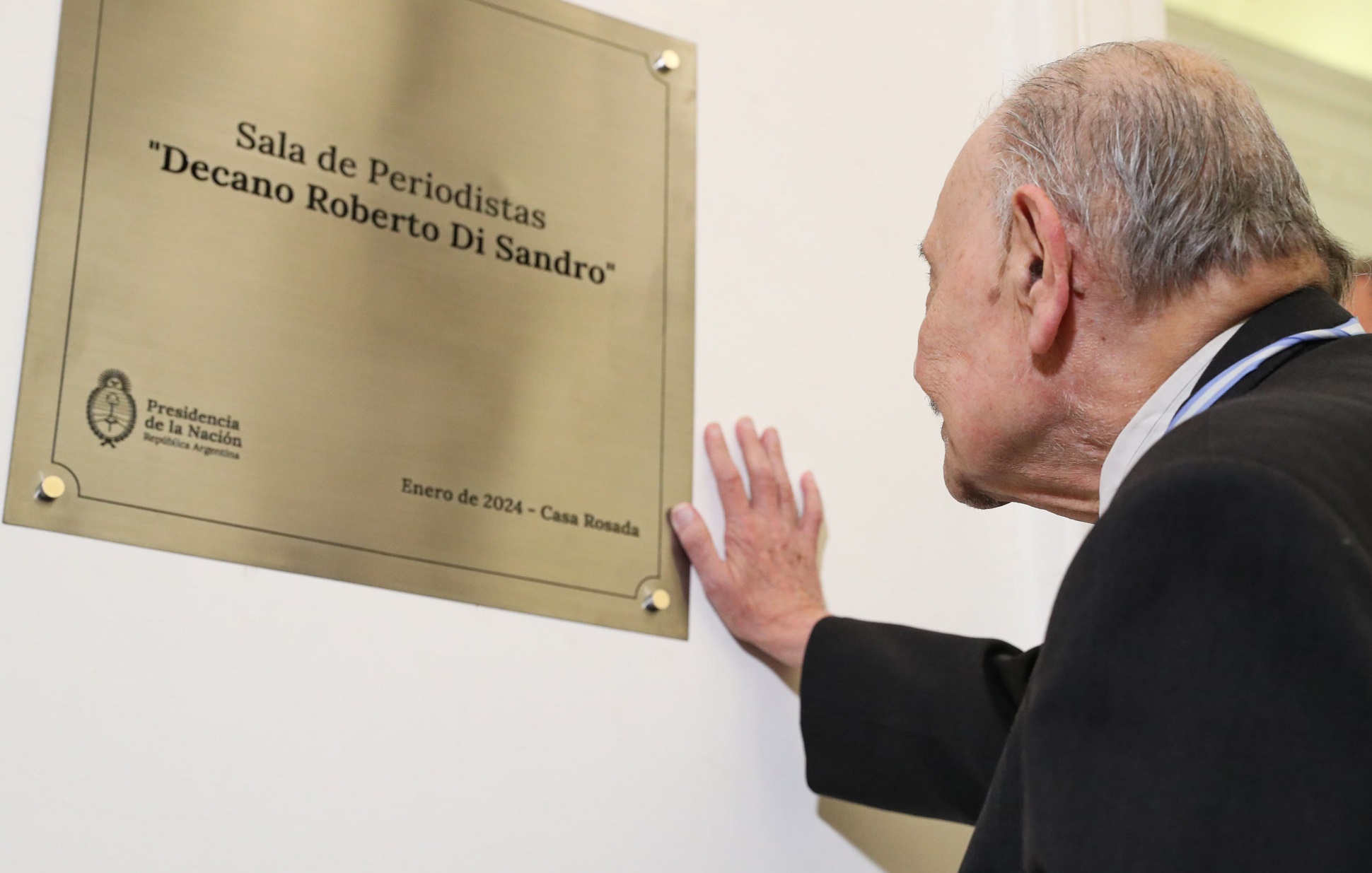 Homenaje en Casa Rosada al Decano de la Sala de Periodistas, Roberto ‘Tano’ Di Sandro