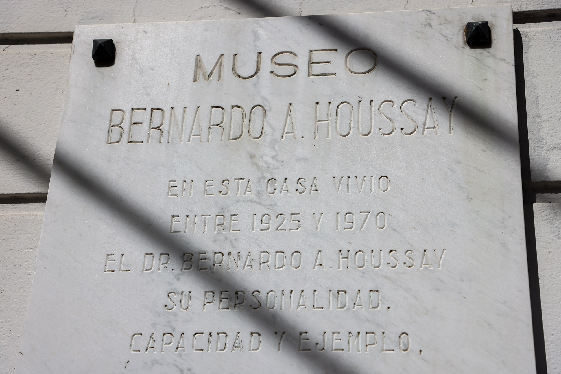 Día Mundial de la Ciencia y la Tecnología: Homenaje al nacimiento del Dr. Bernardo Houssay