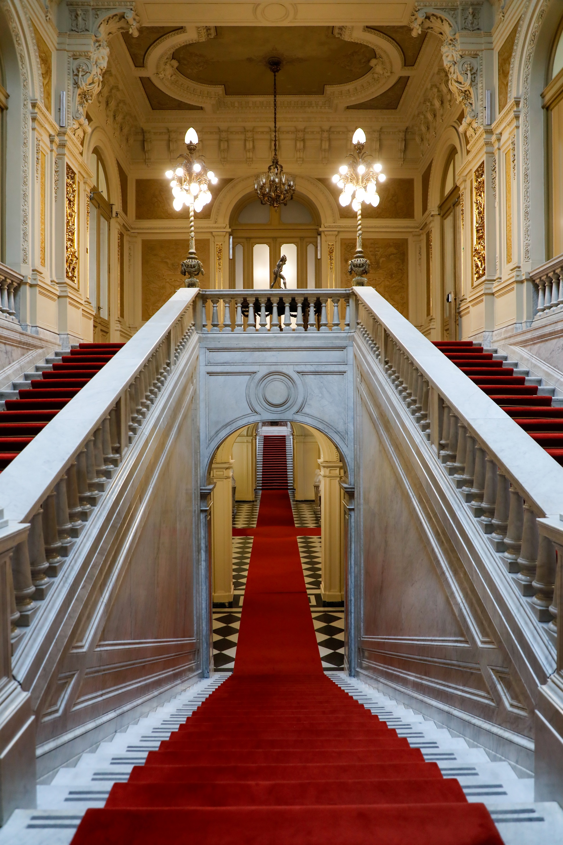 Escalera Francia o de Honor