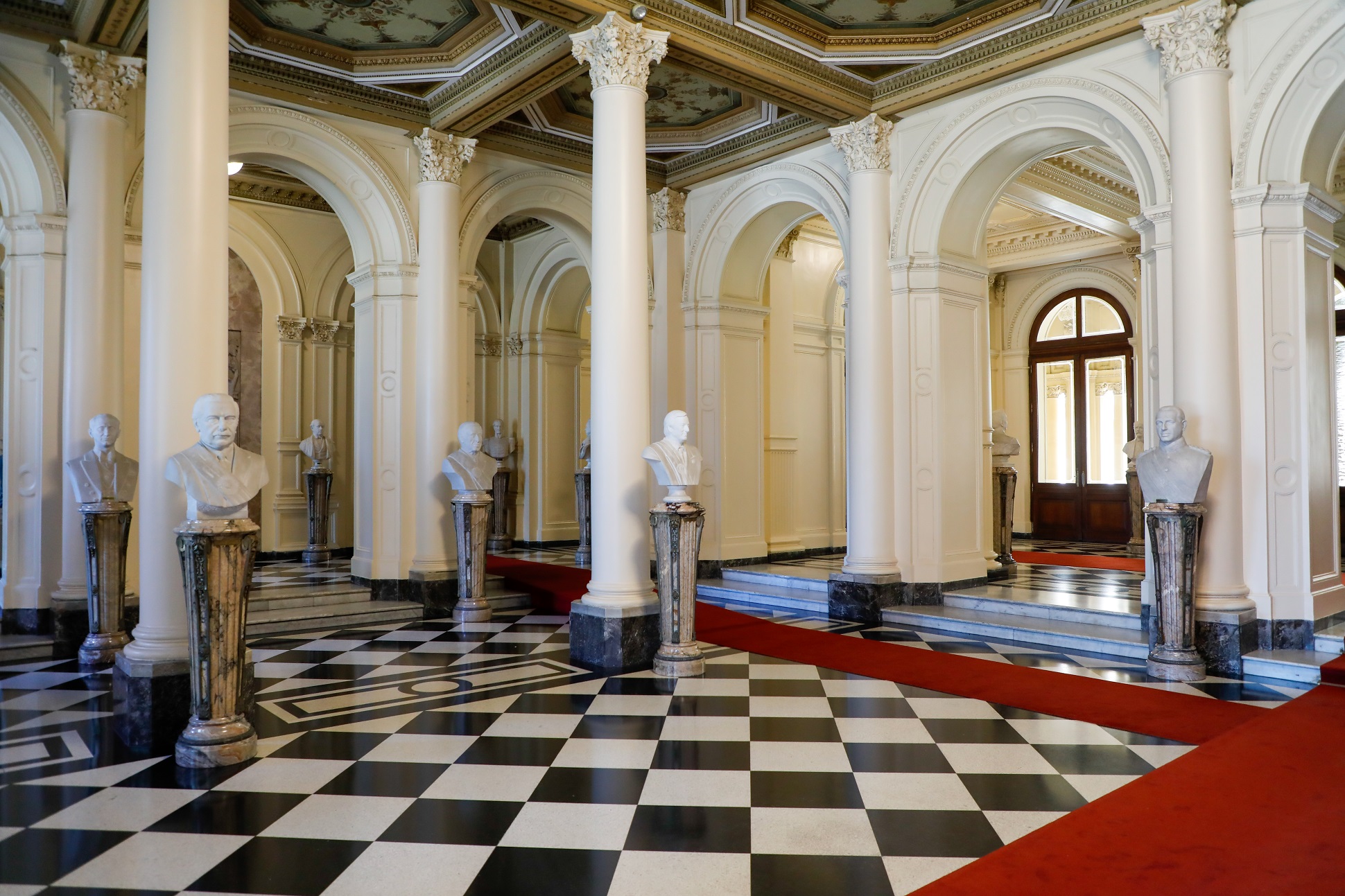 Galería de los bustos presidenciales - Hall de honor