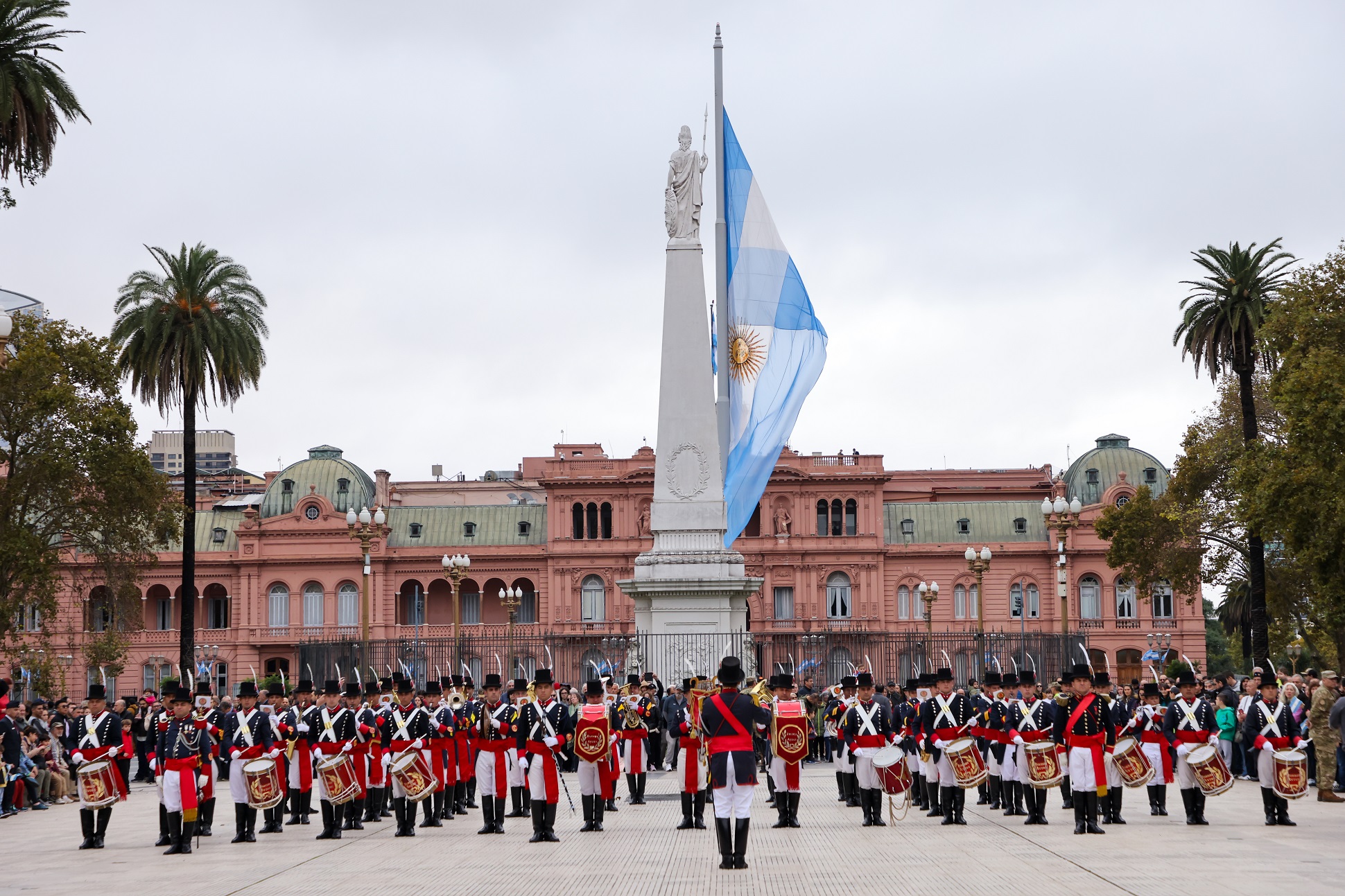 Historic Changing of the Guard with the Regiments of Grenadiers, Patricios and General Iriarte in Plaza de Mayo