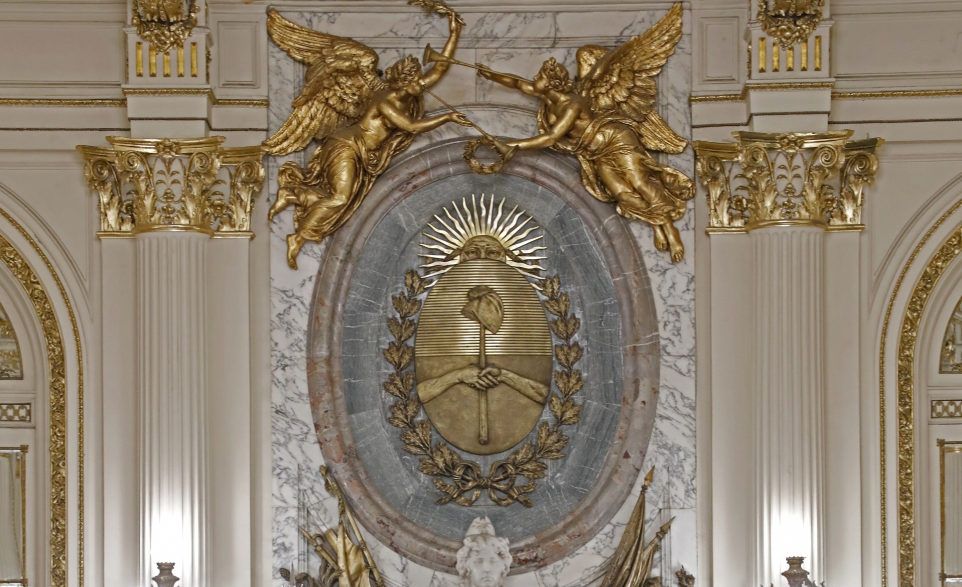 Día del Escudo Nacional