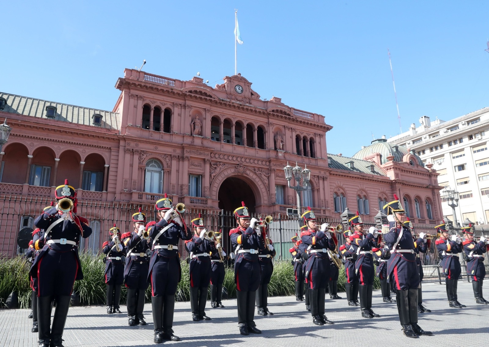 La Fanfarria del Regimiento de Granaderos cerró el ciclo de presentaciones en Casa Rosada