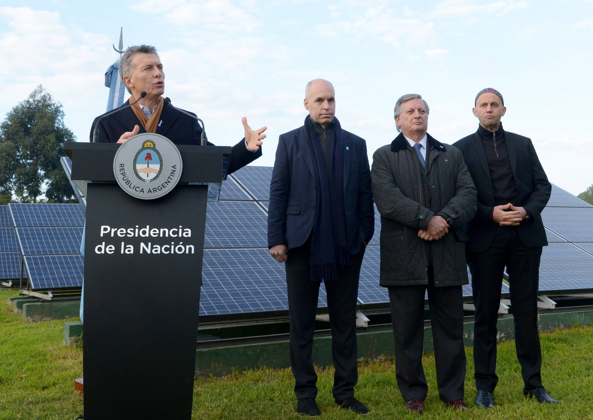 Macri encabezó la apertura de la primera licitación para el plan de energías renovables