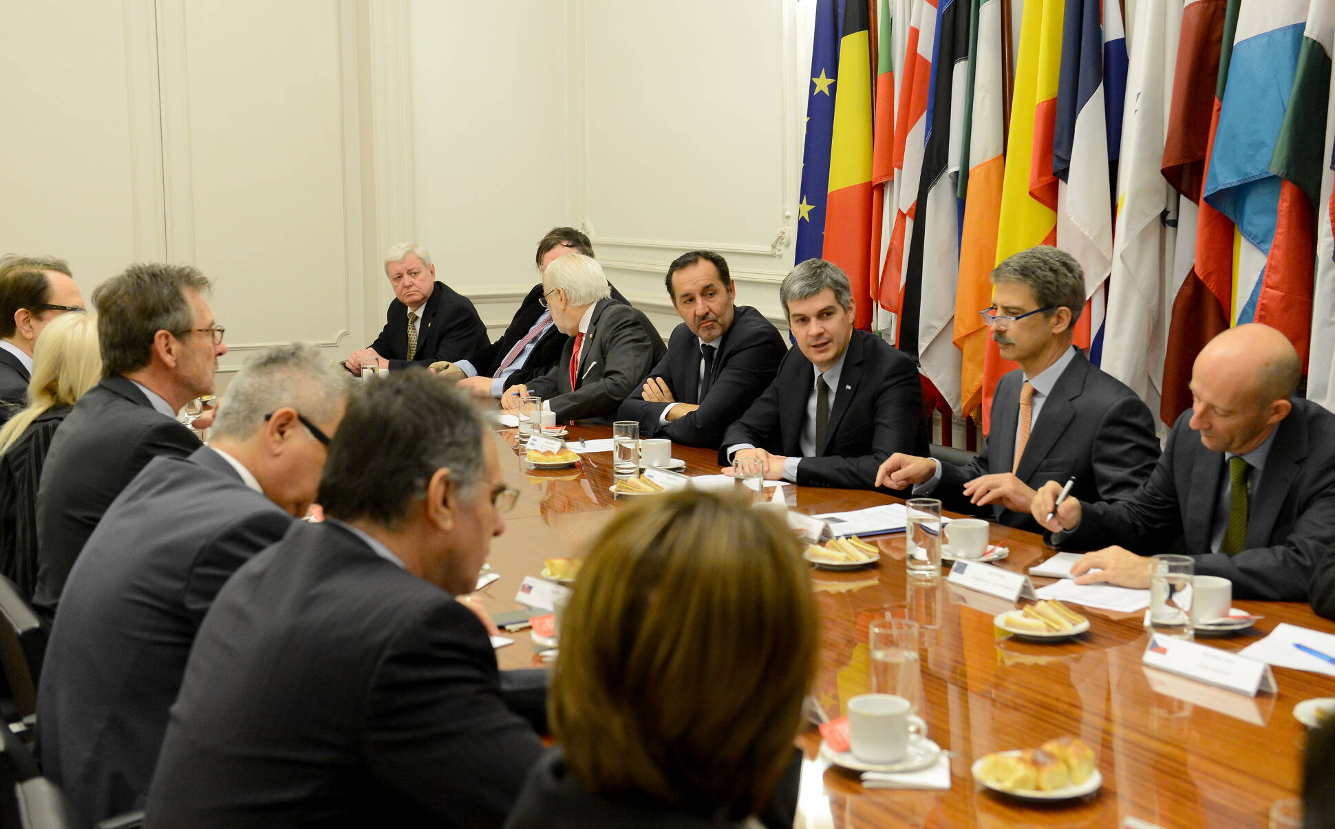 Marcos Peña se reunió con embajadores de la Unión Europea